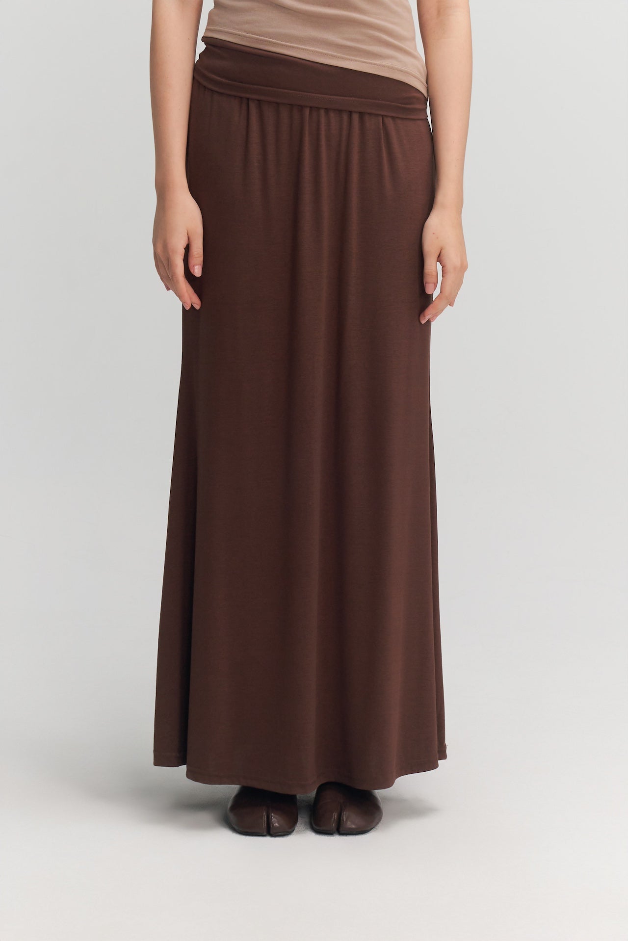 Classic - Butter Knit Godet Skirt (Brown)