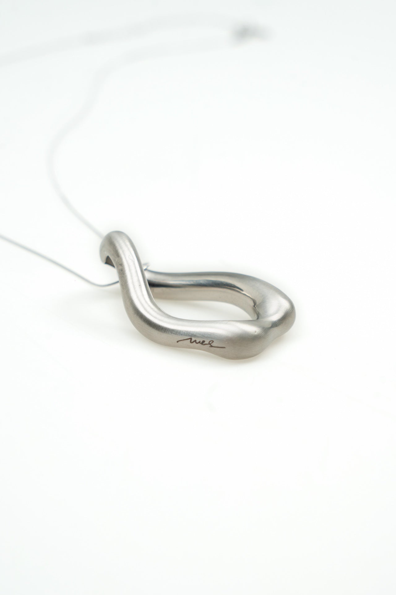 8th Anniversary | Mind Drift Craftsman Hollow Necklace
