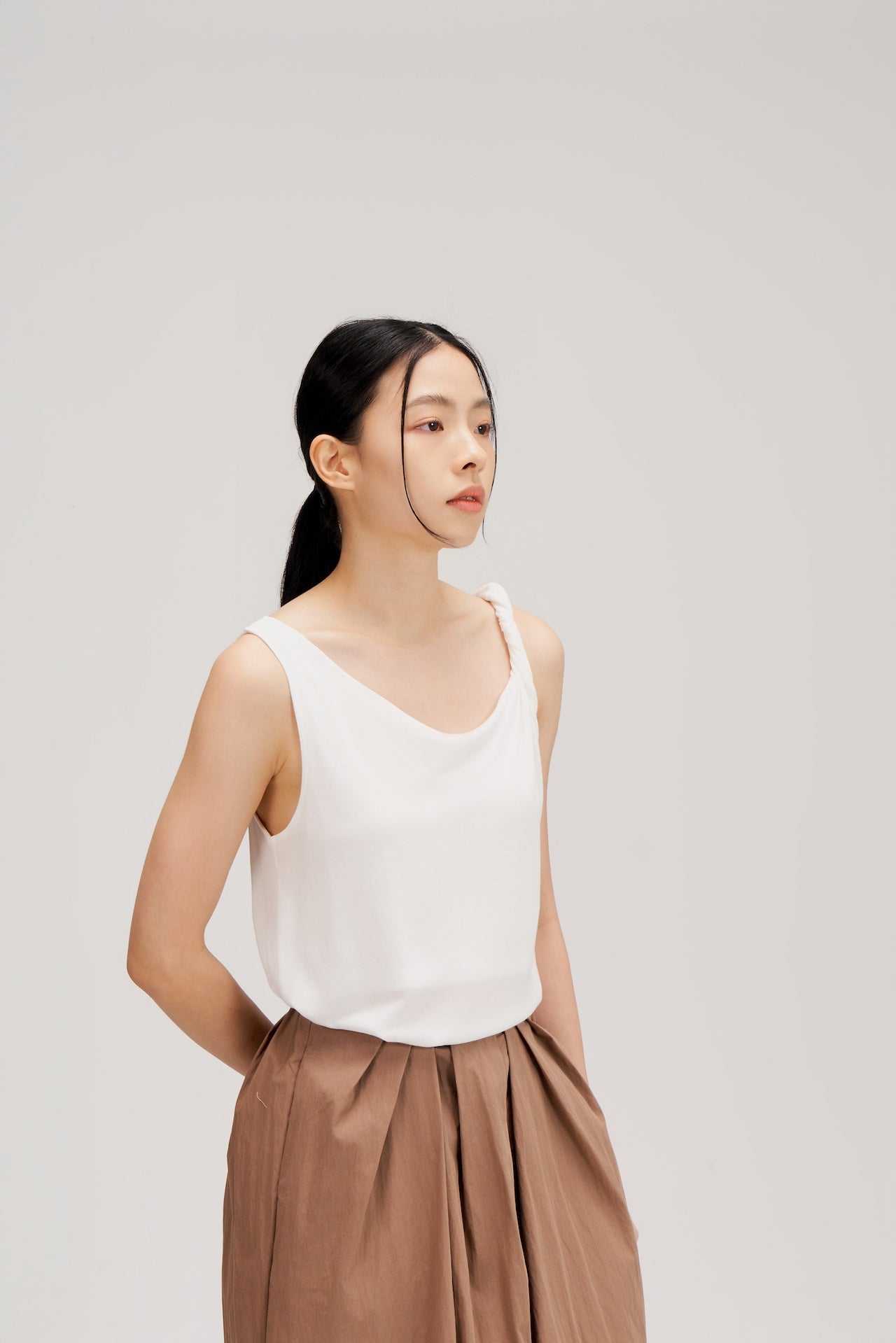 Lyocell Knit Twisted Shoulder Tank Top (White)