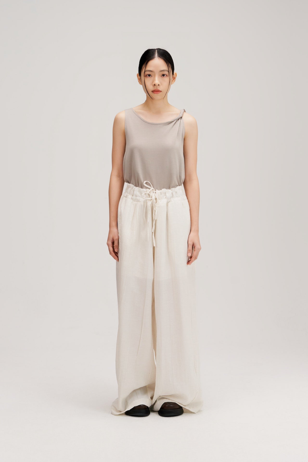 Lyocell Knit Twisted Shoulder Tank Top (Grey)