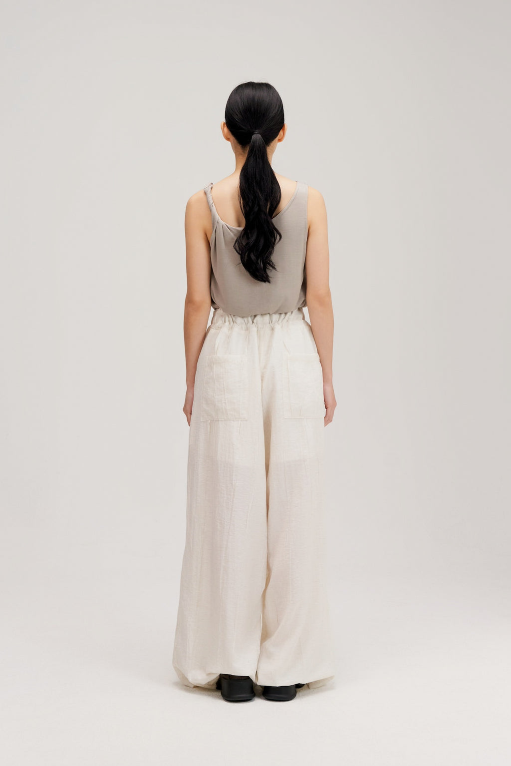 Lyocell Knit Twisted Shoulder Tank Top (Grey)