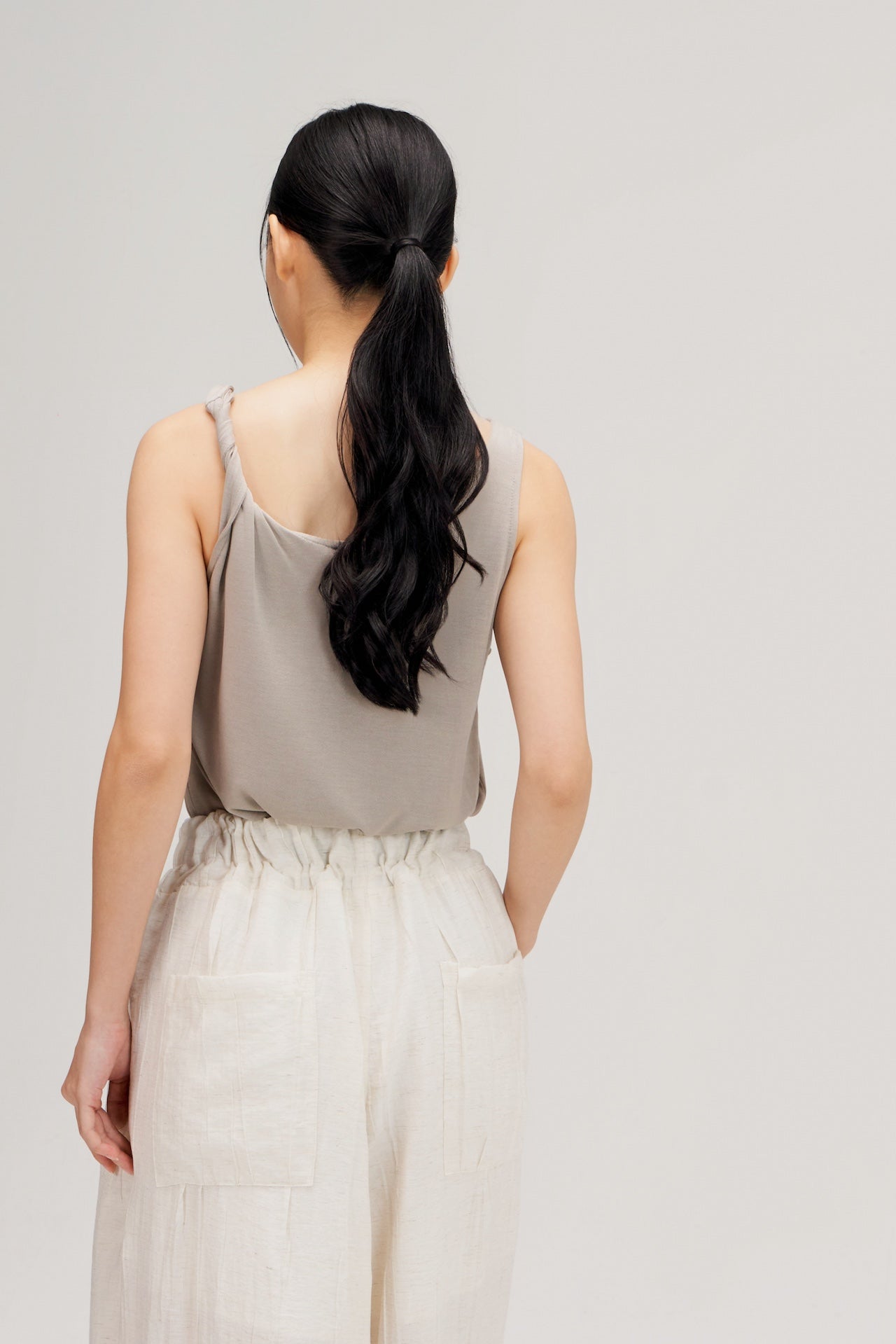 Lyocell Knit Twisted Shoulder Tank Top (Grey)