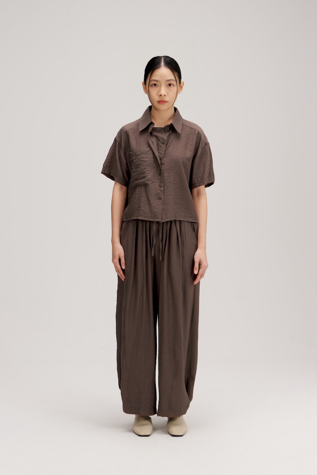 Drape Neck Short-Sleeve Crop Shirt (Dark Grey)