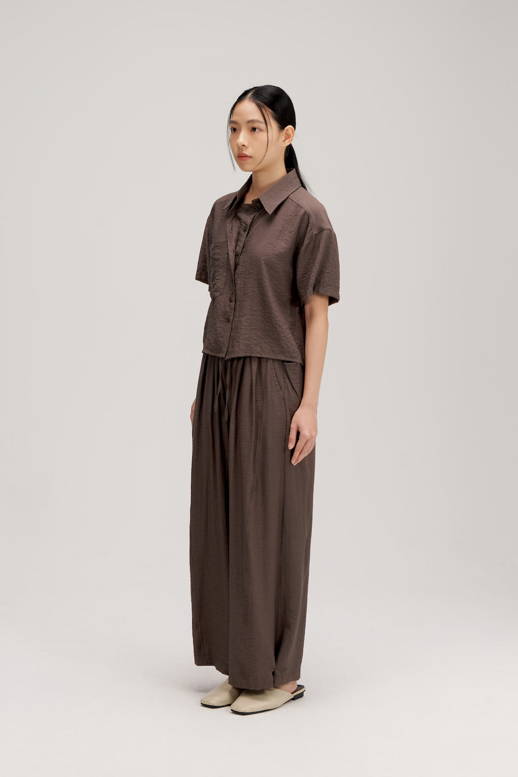Drape Neck Short-Sleeve Crop Shirt (Dark Grey)