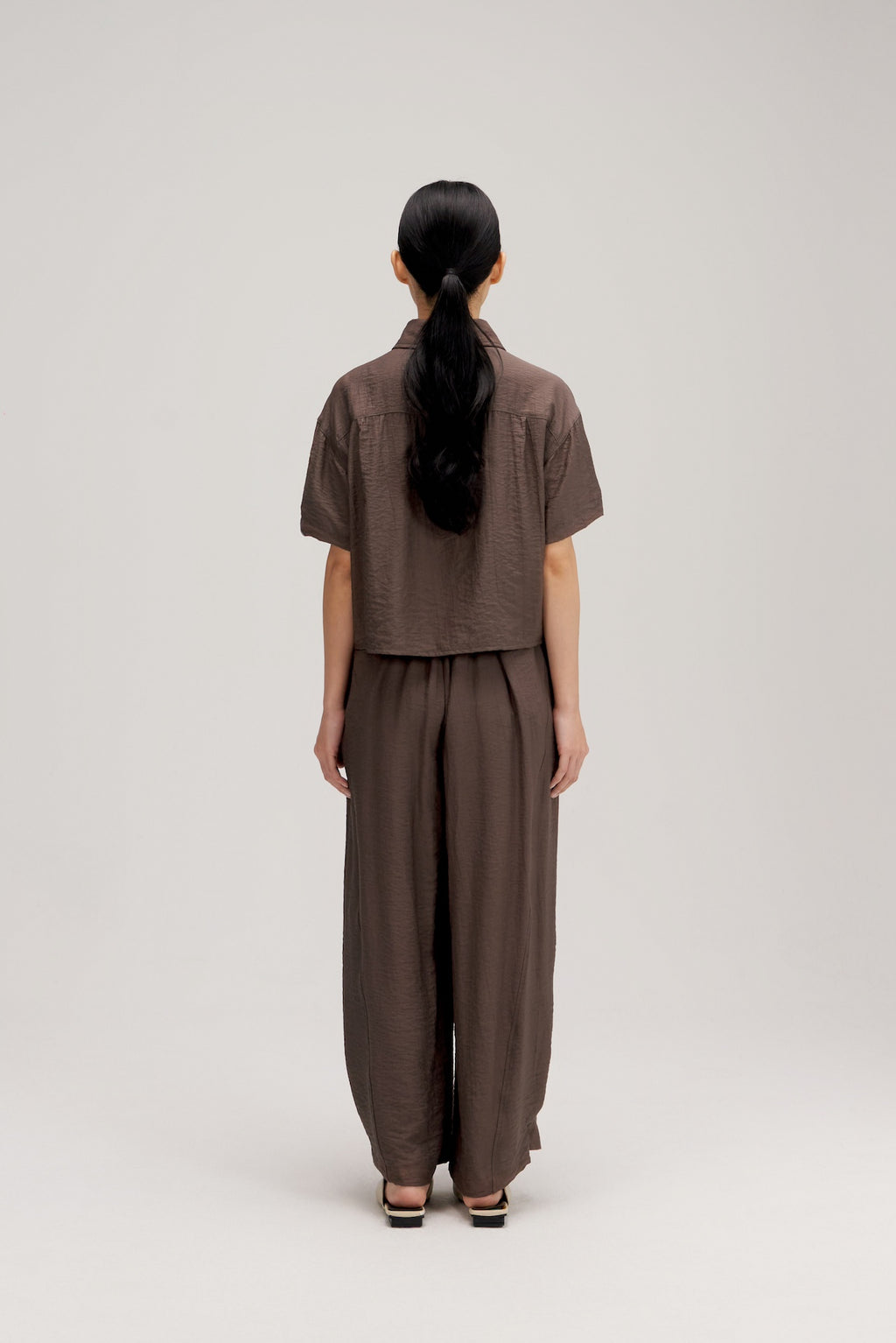 Drape Neck Short-Sleeve Crop Shirt (Dark Grey)