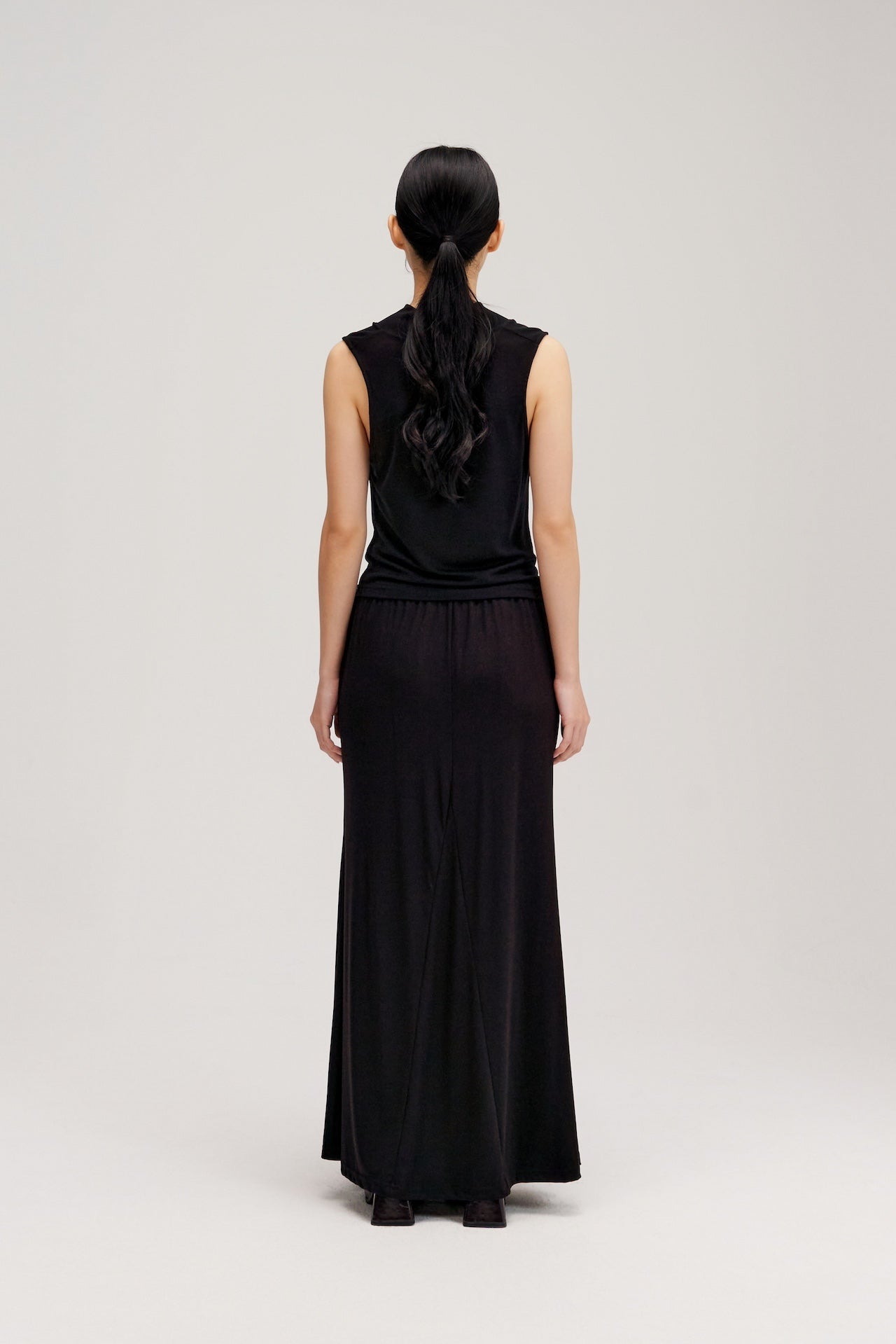 Lyocell Knit High Drape Neck Sheer Tank Top (Black)