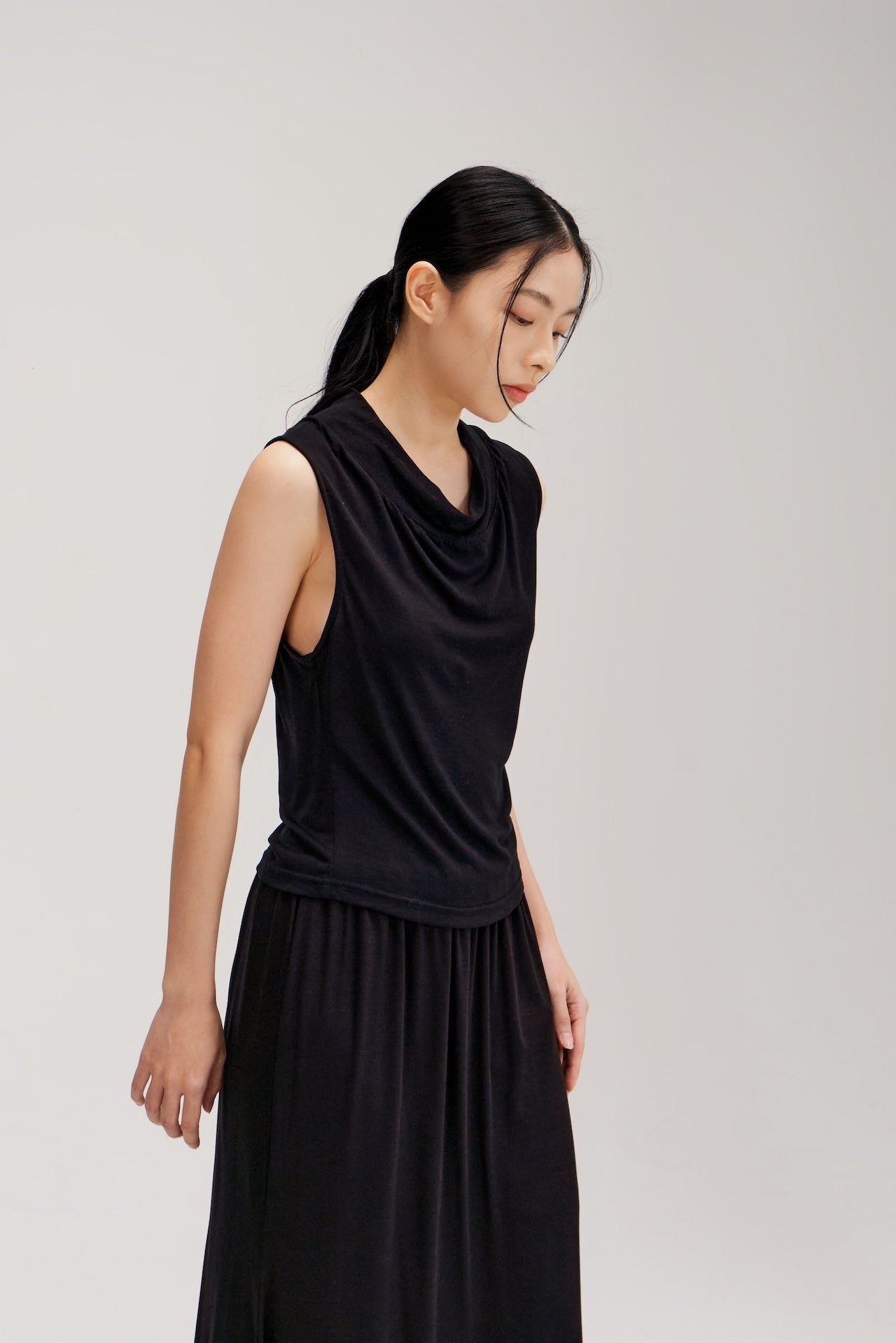 Lyocell Knit High Drape Neck Sheer Tank Top (Black)