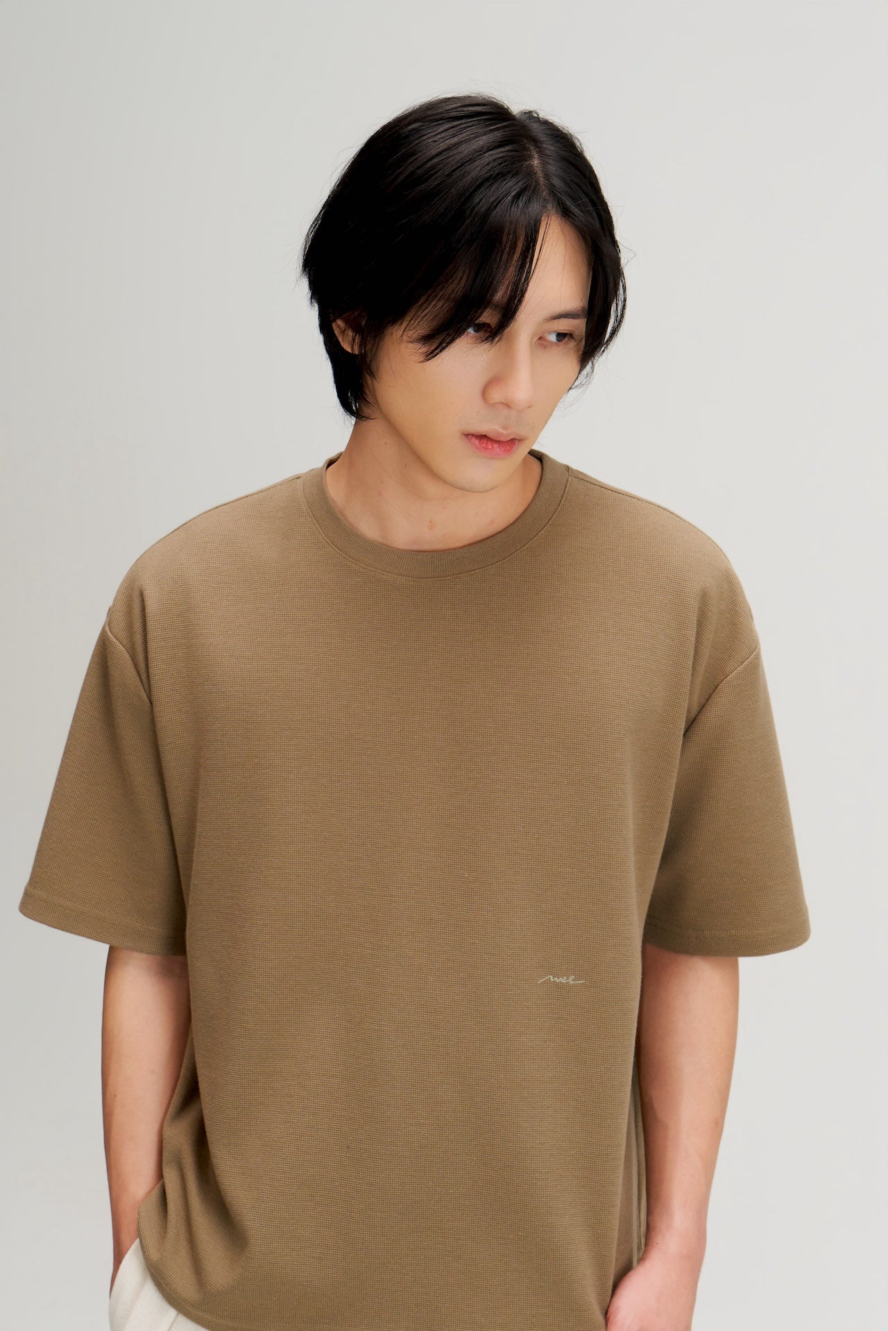 Gender Neutral Boxy Crop Waffle Tee (Mud)