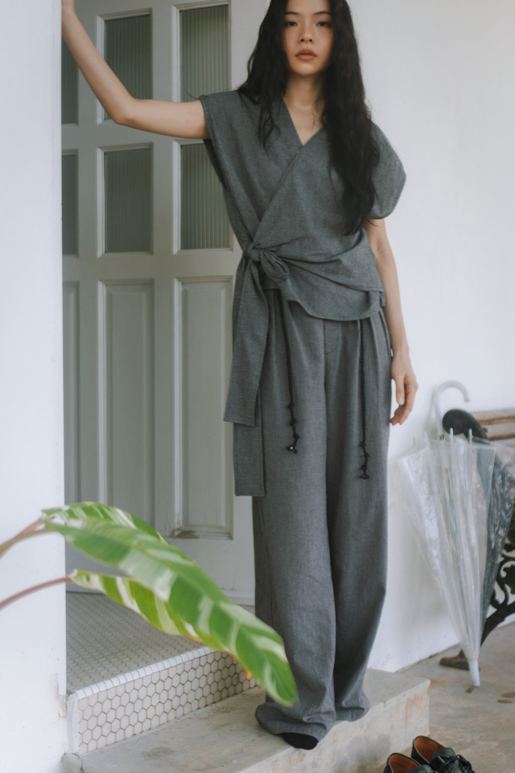 Triple Pleated Long Trousers (Grey Pinstripe)