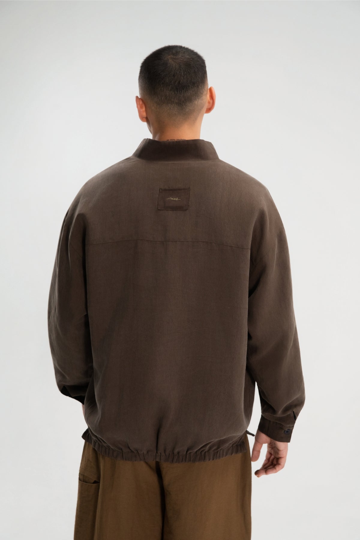 Gender Neutral Front Deep-V Dual Wear Blouse (Aged Grey / Ash Brown)