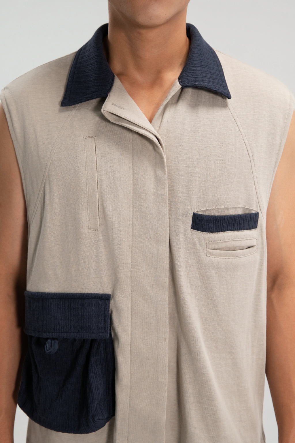 Gender Neutral Slouchy Grain Knit Farmer Vest (Beige)