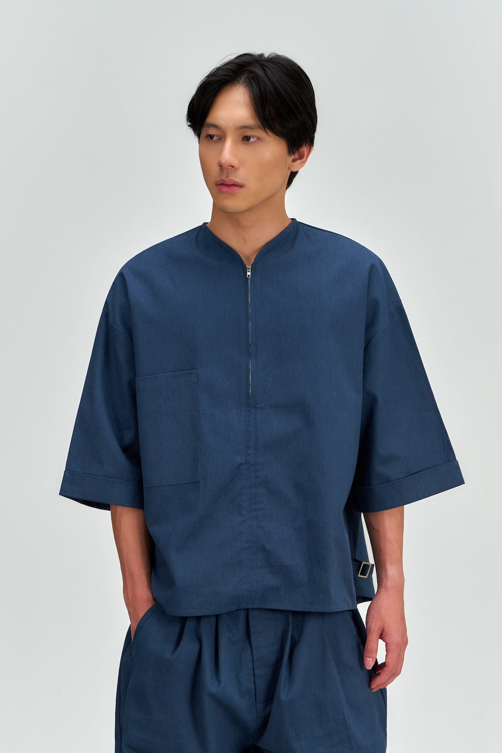 Gender Neutral Collarless Half-Zipper Shirt (Blue)