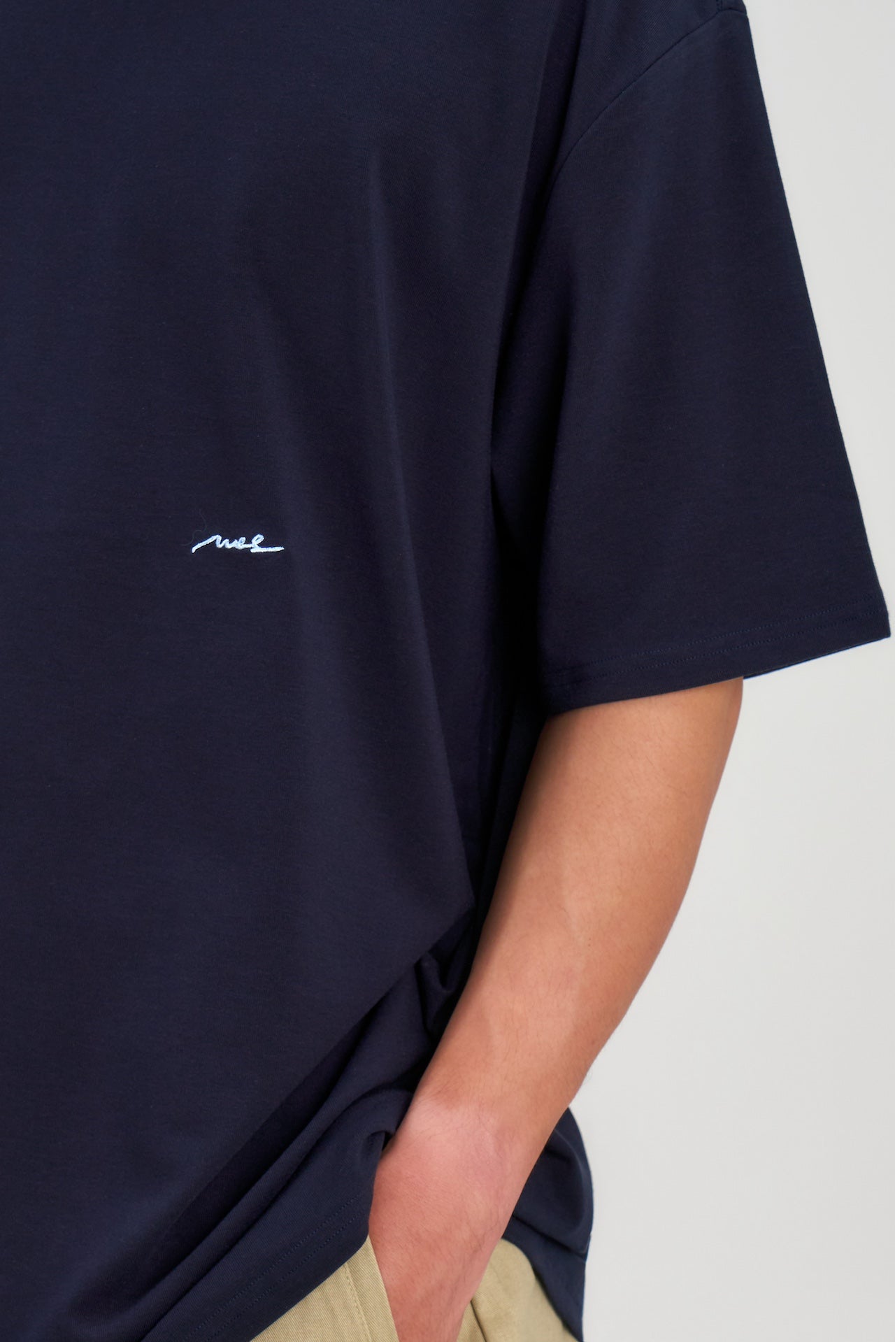 Gender Neutral Drift Knit Straight Long Tee (Navy)