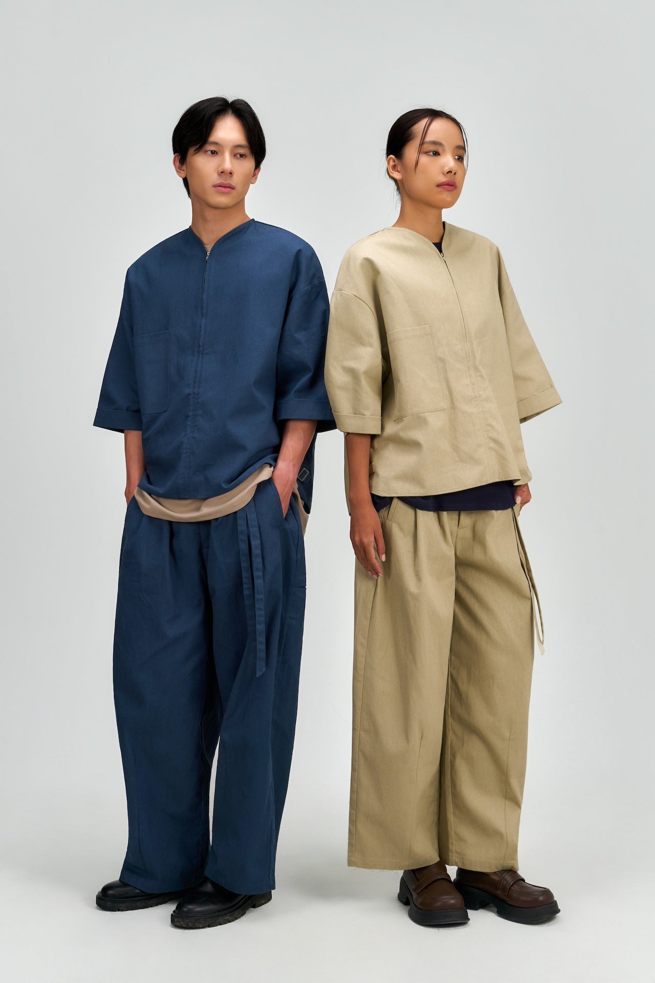 Gender Neutral Collarless Half-Zipper Shirt (Blue)