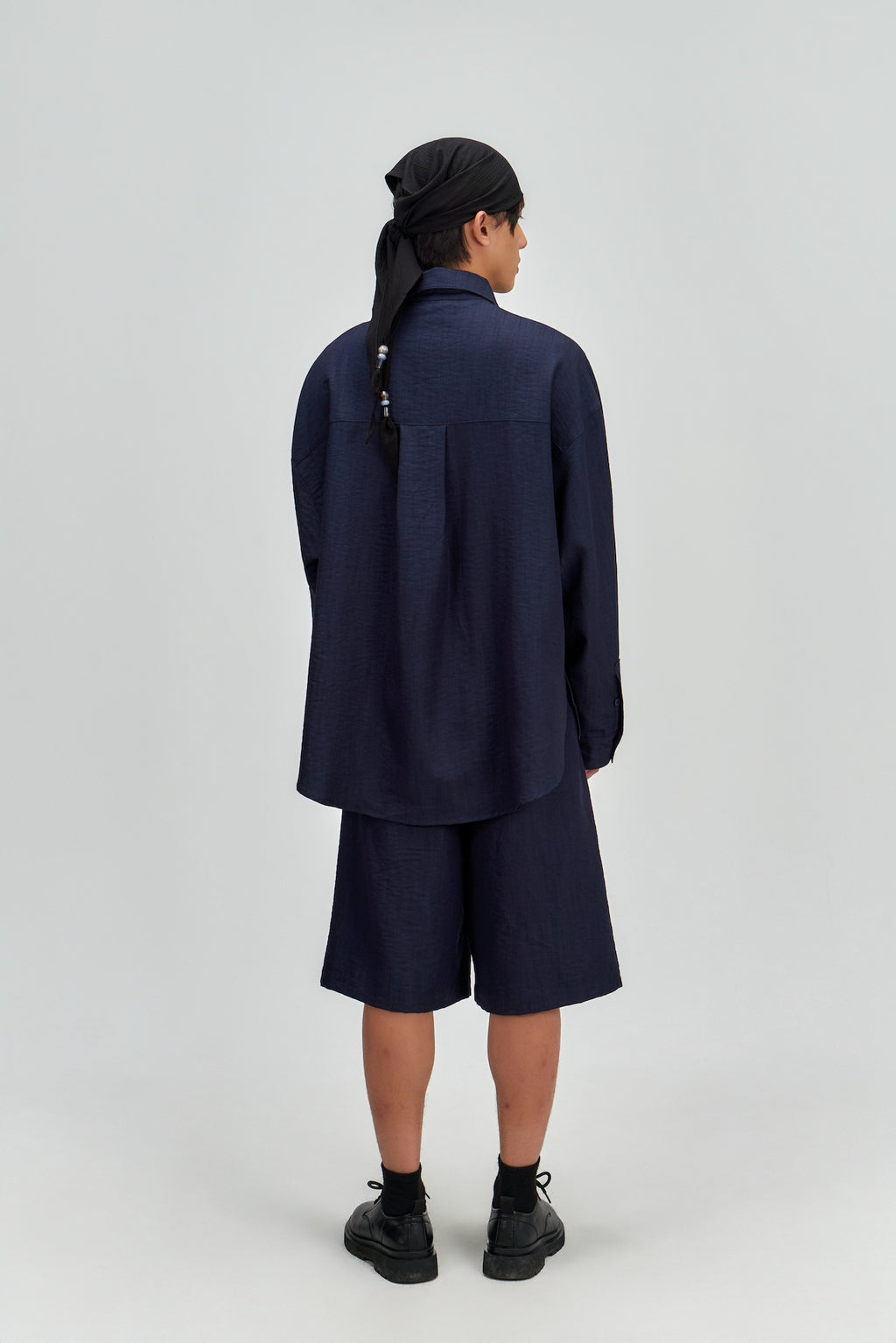 Gender Neutral Oversized Arm Long Sleeve Blouse (Navy)