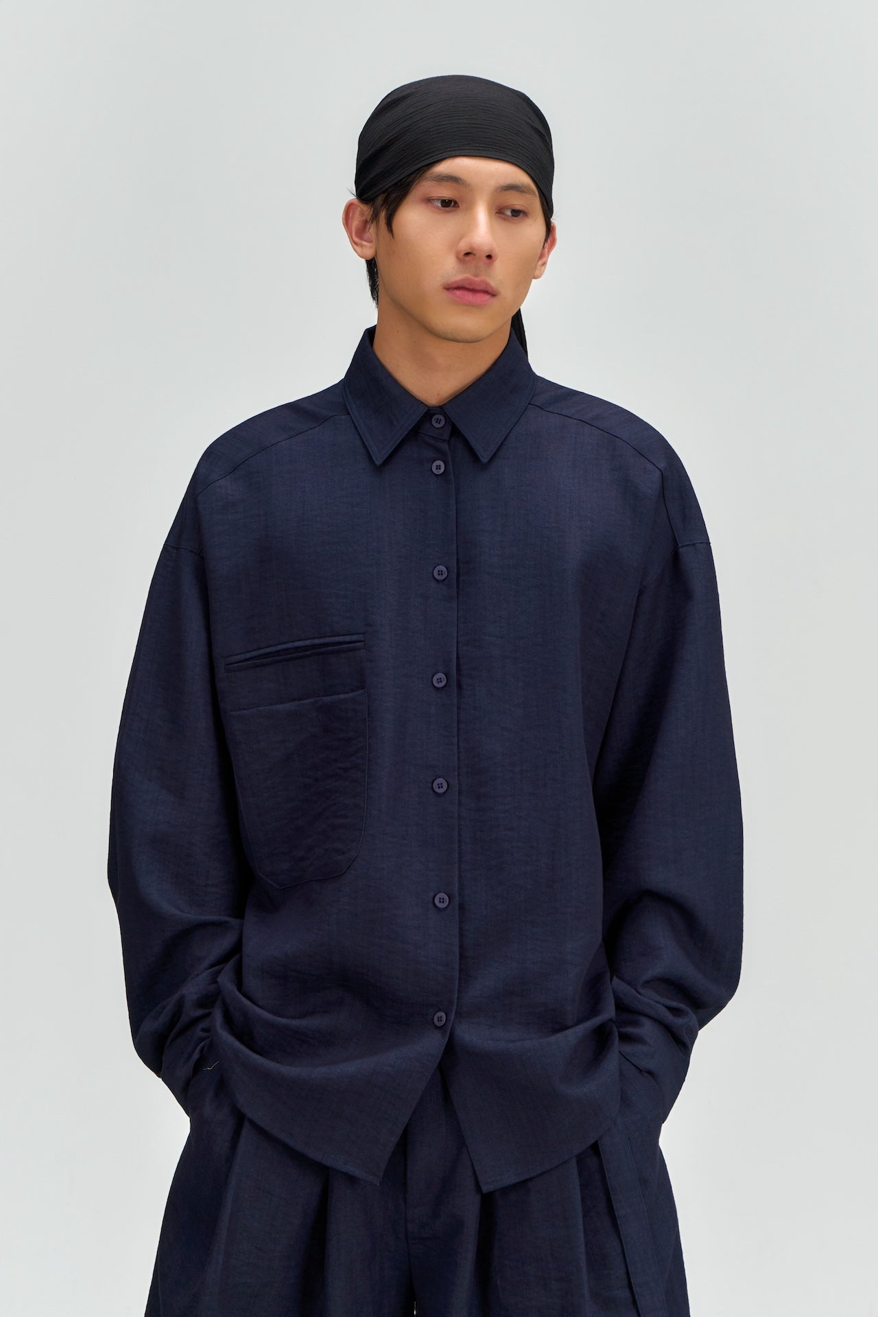 Gender Neutral Oversized Arm Long Sleeve Blouse (Navy)