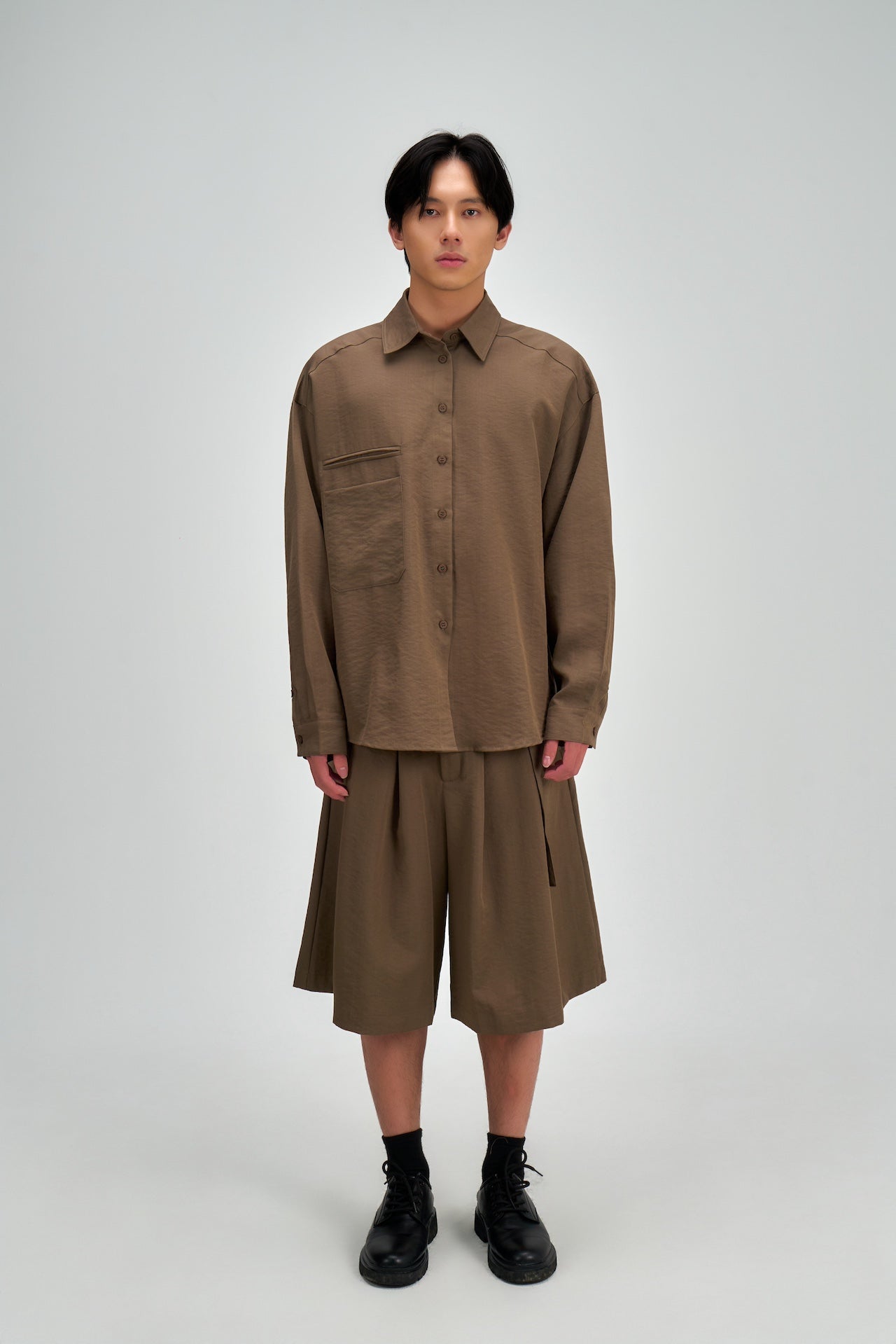 Gender Neutral Oversized Arm Long Sleeve Blouse (Tea)