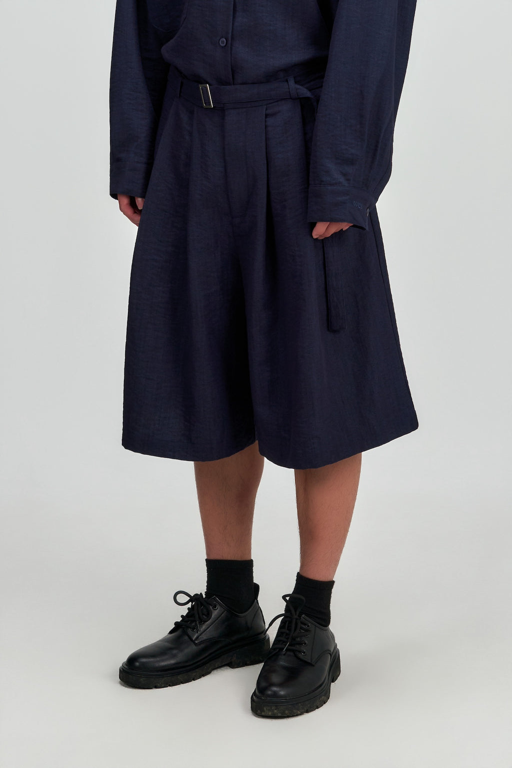 Gender Neutral Pleated Belted Shorts (Navy)