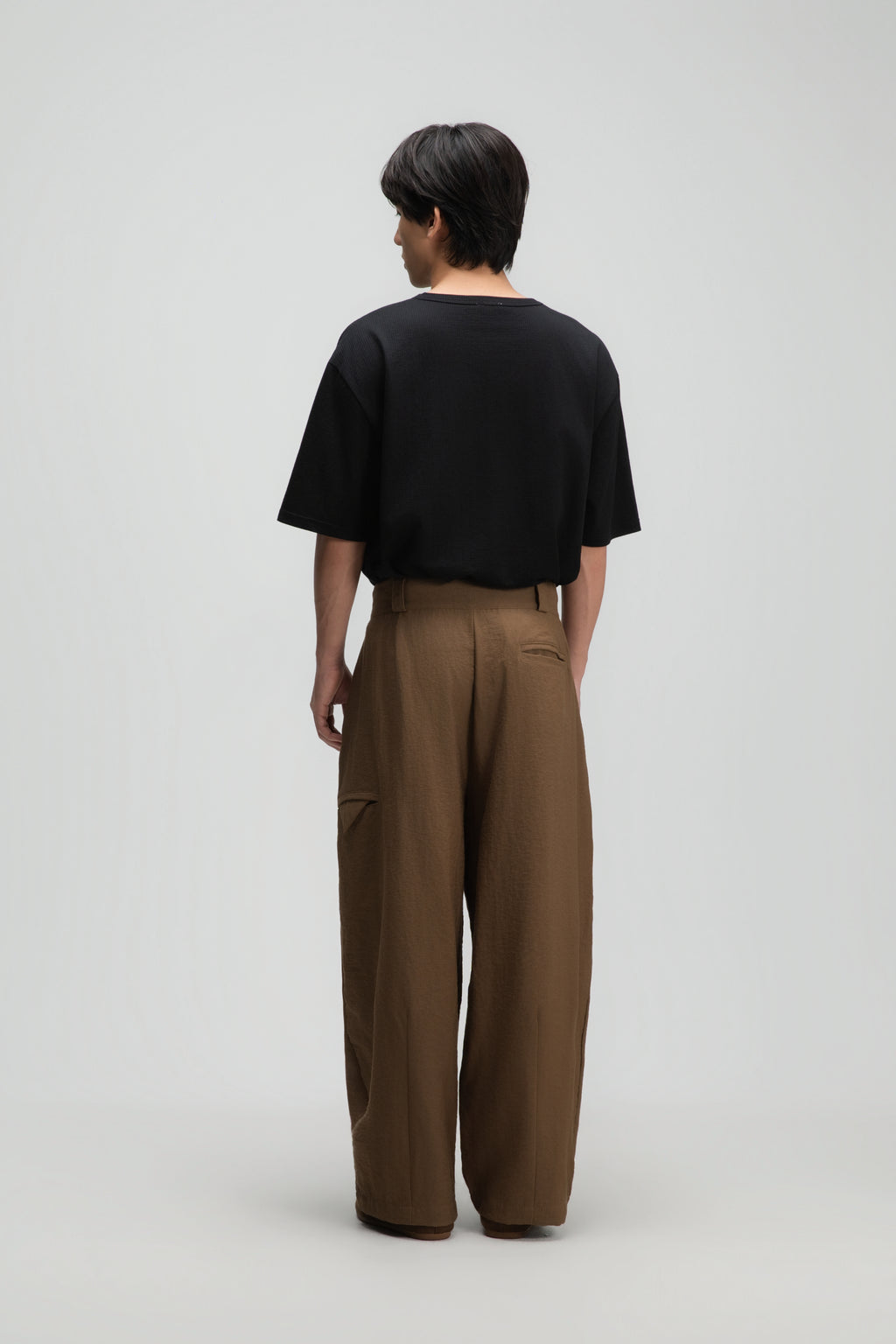 Gender Neutral Thin Boxy Tee (Textured Black)