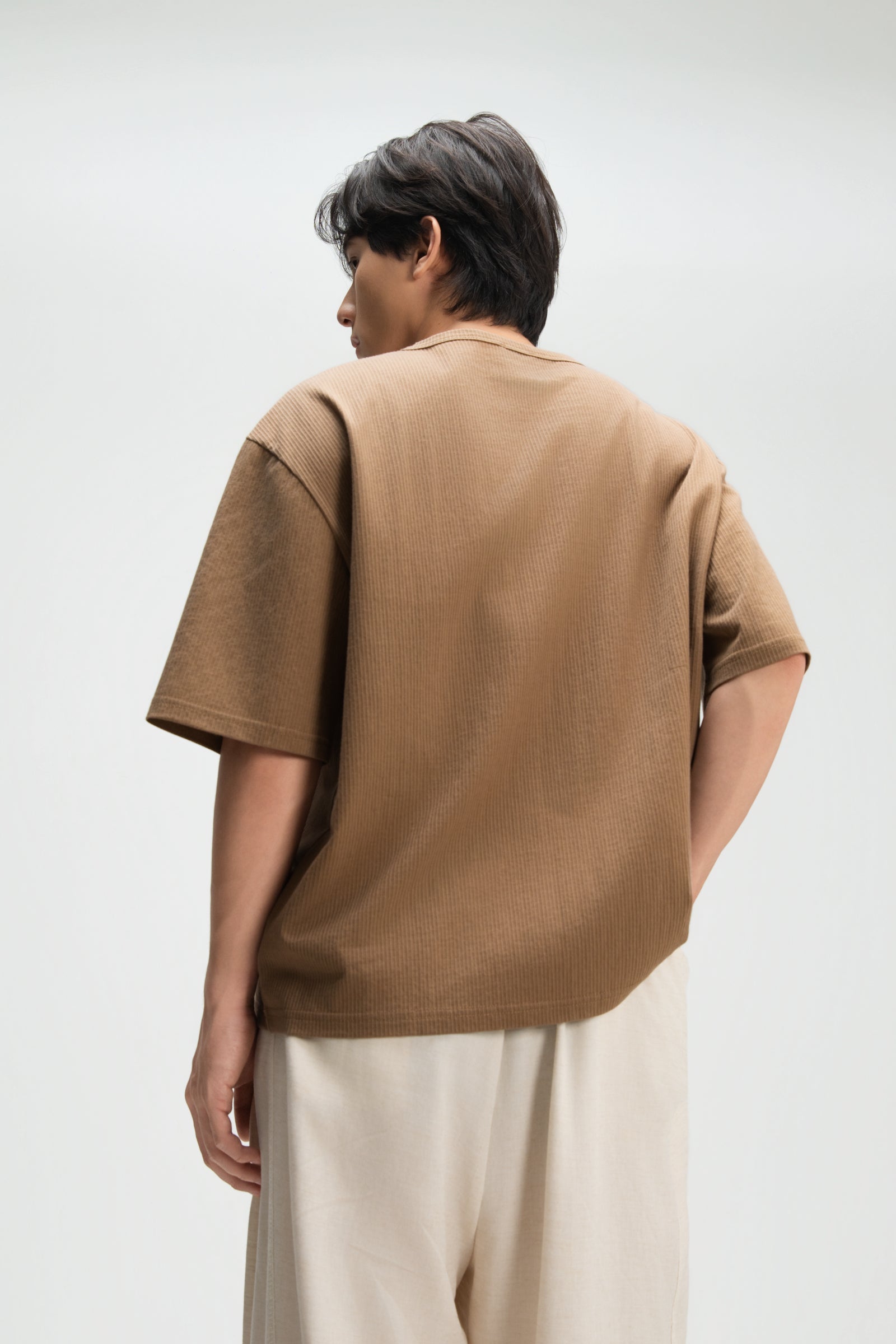 Gender Neutral Thin Boxy Tee (Textured Mud)