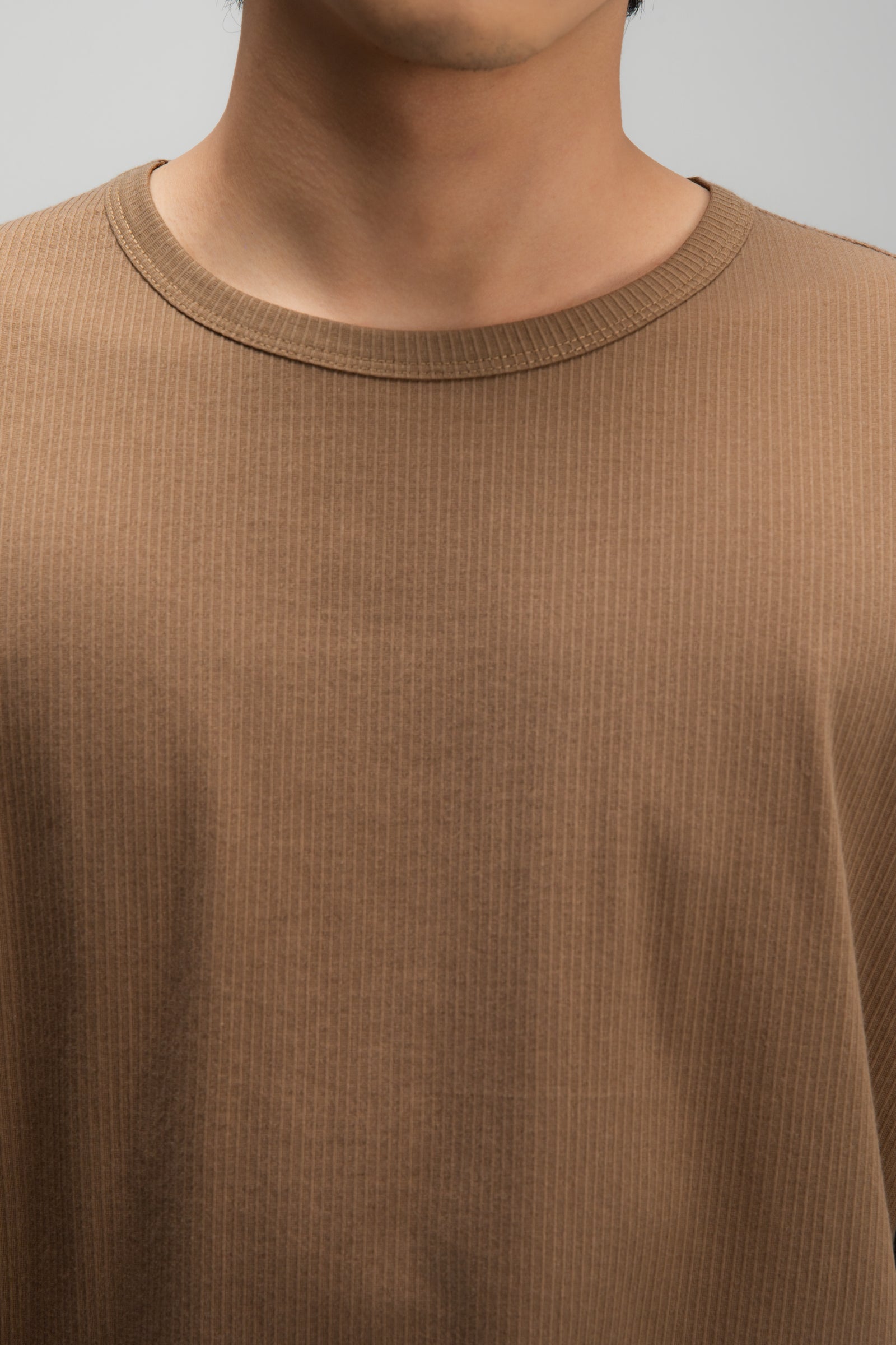 Gender Neutral Thin Boxy Tee (Textured Mud)