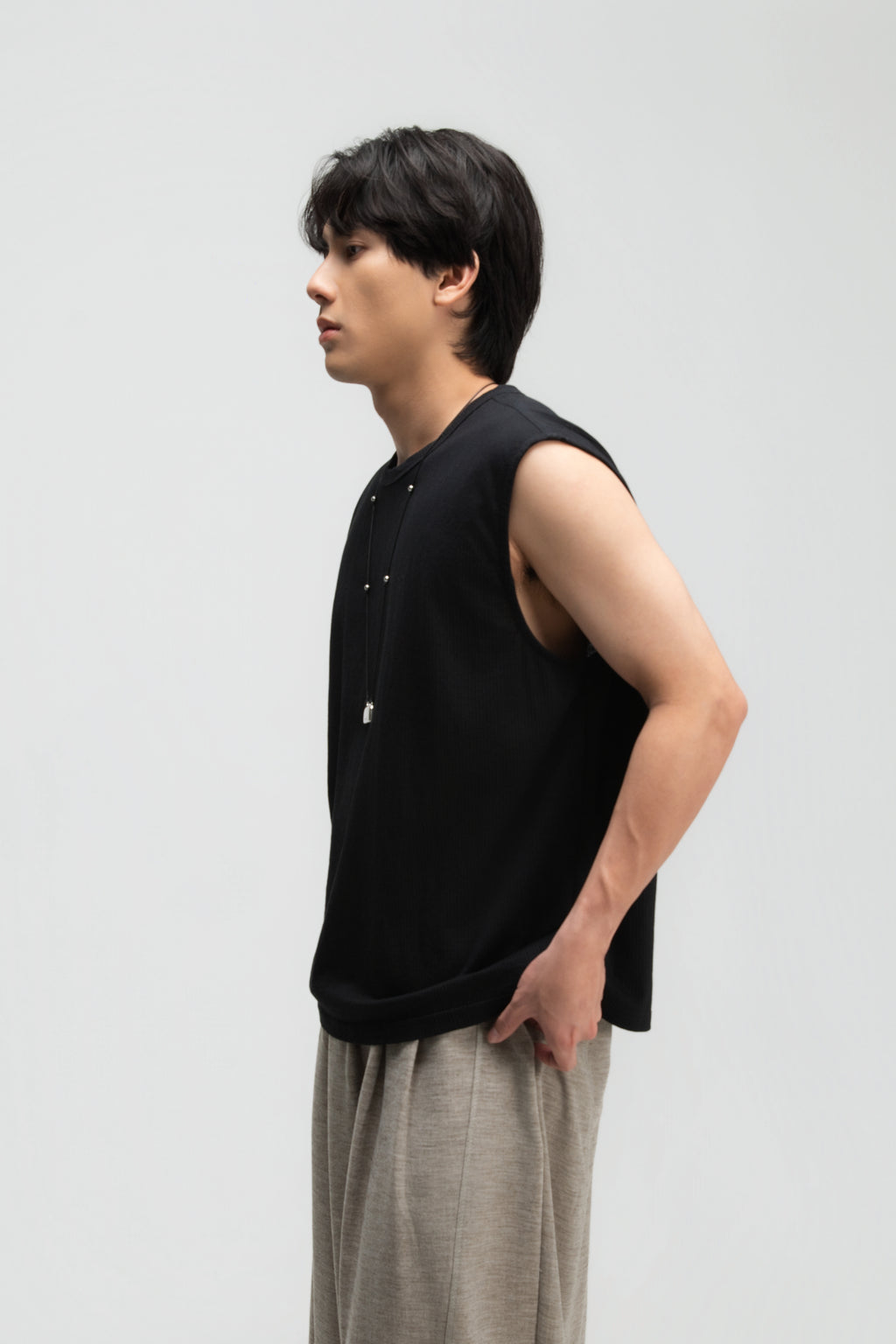 Gender Neutral Thin Muscle Tee (Textured Black)