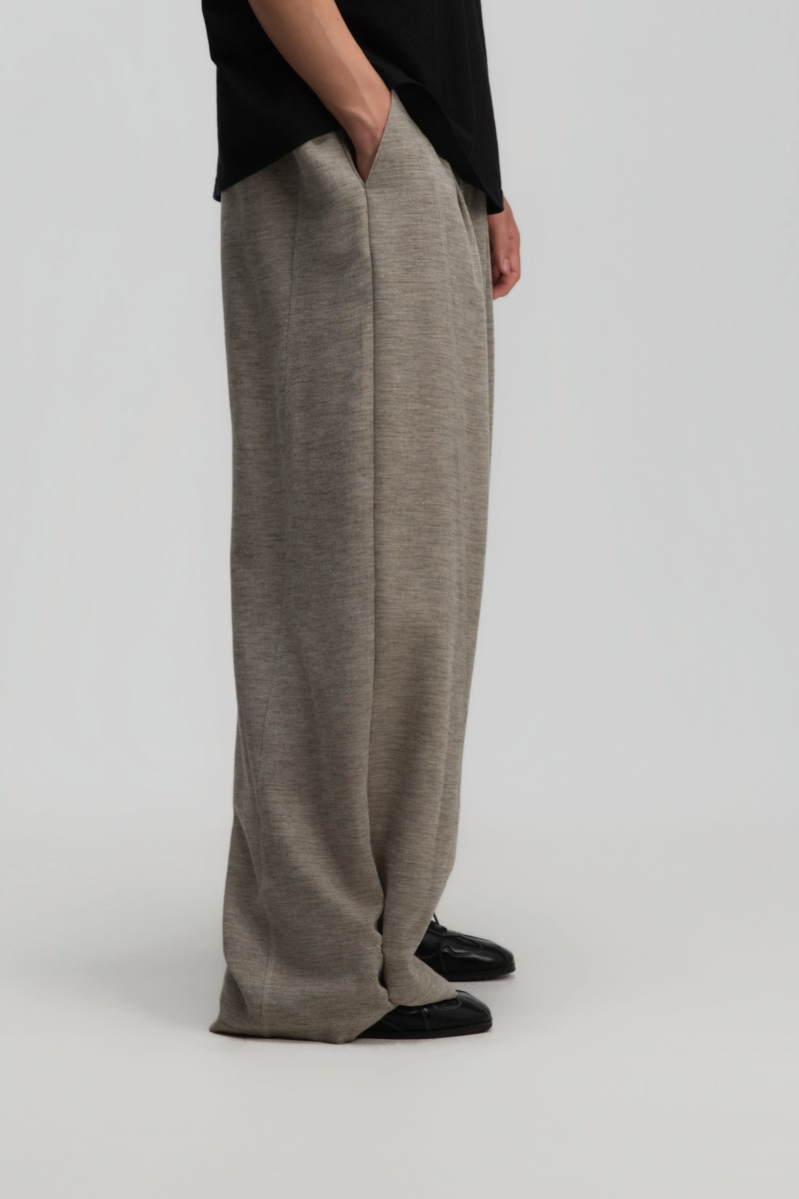 Gender Neutral Convertible Wear Long Pants 2.0 (Dark Oat)