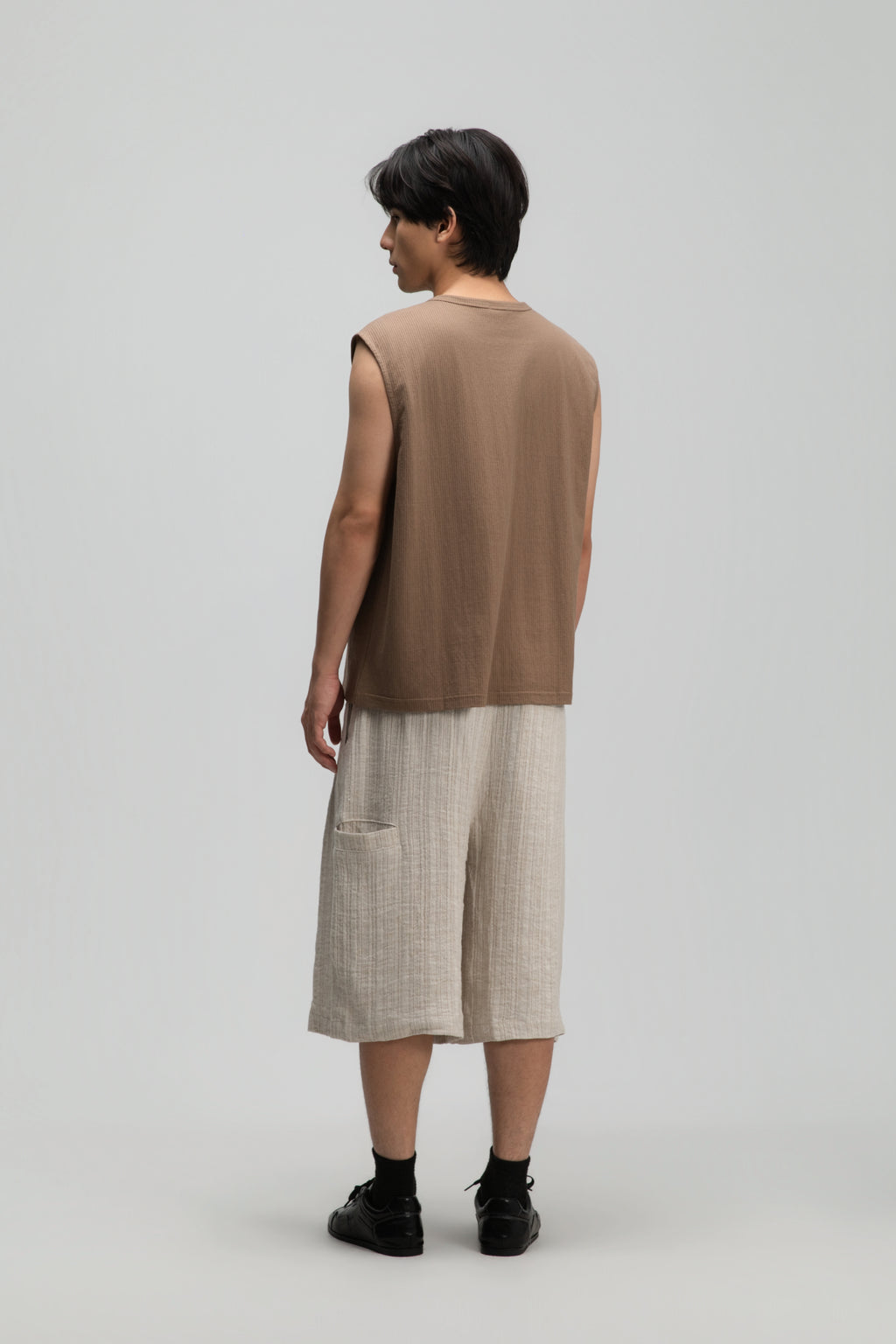 [Preorder] Gender Neutral Front Box Pleated Shorts (Beige) - Ship out 19th June onwards