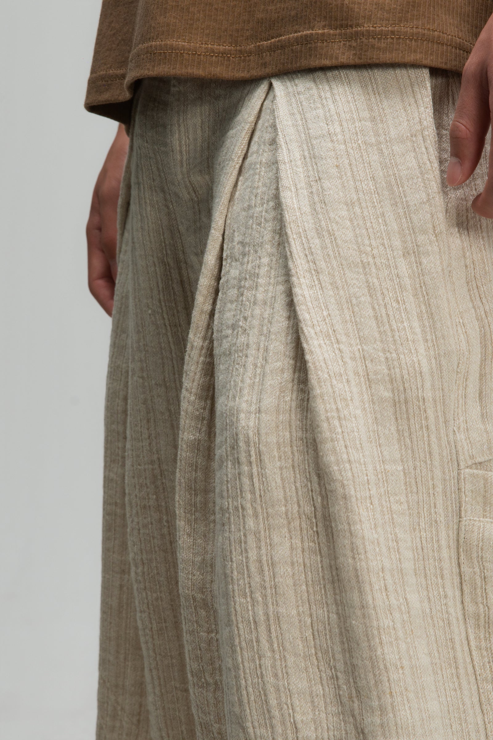 [Preorder] Gender Neutral Front Box Pleated Shorts (Beige) - Ship out 19th June onwards