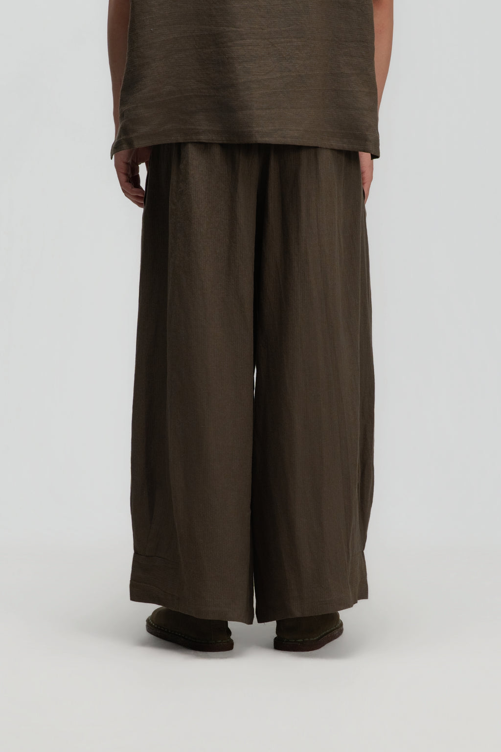Gender Neutral Pleated Hem Ankle Pants (Olive Brown Stripe)