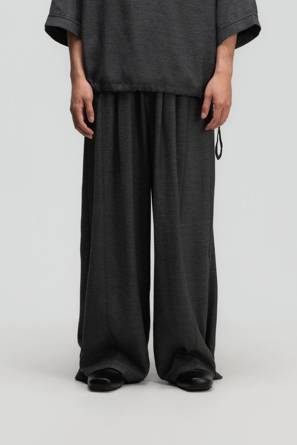 Gender Neutral Convertible Wear Long Pants 2.0 (Midnight Grey)