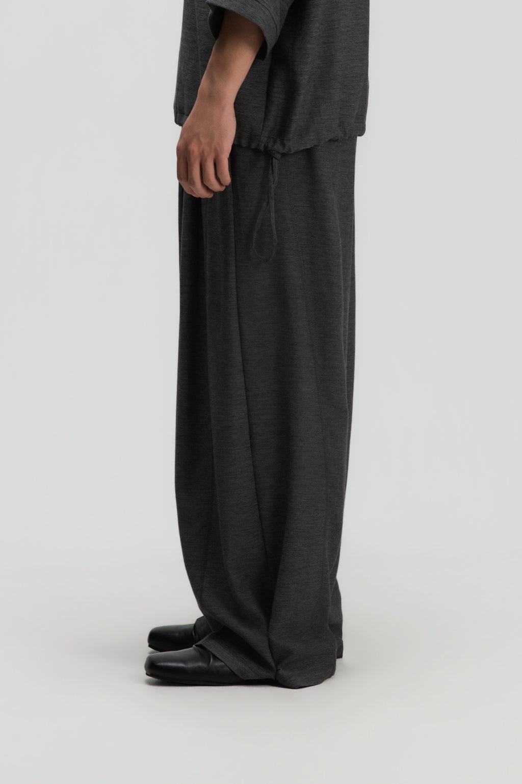 Gender Neutral Convertible Wear Long Pants 2.0 (Midnight Grey)