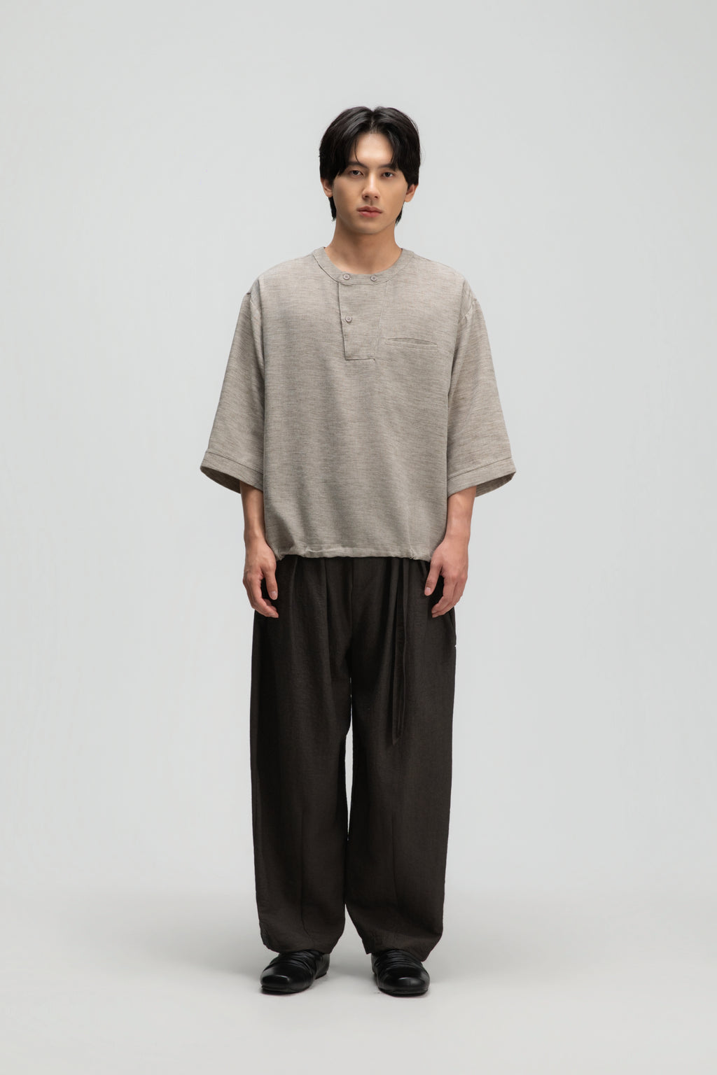 Gender Neutral 3/4 Sleeve Arc Collar Shirt (Dark Oat)