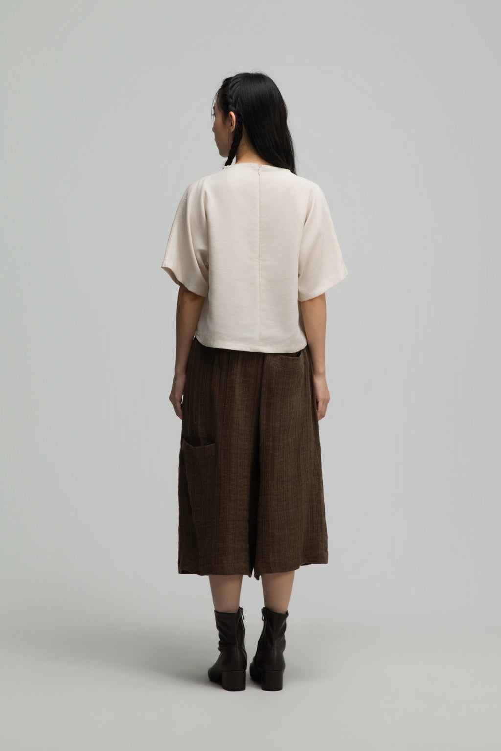 Semi High Neck Short Sleeve Crop Top (Off White)