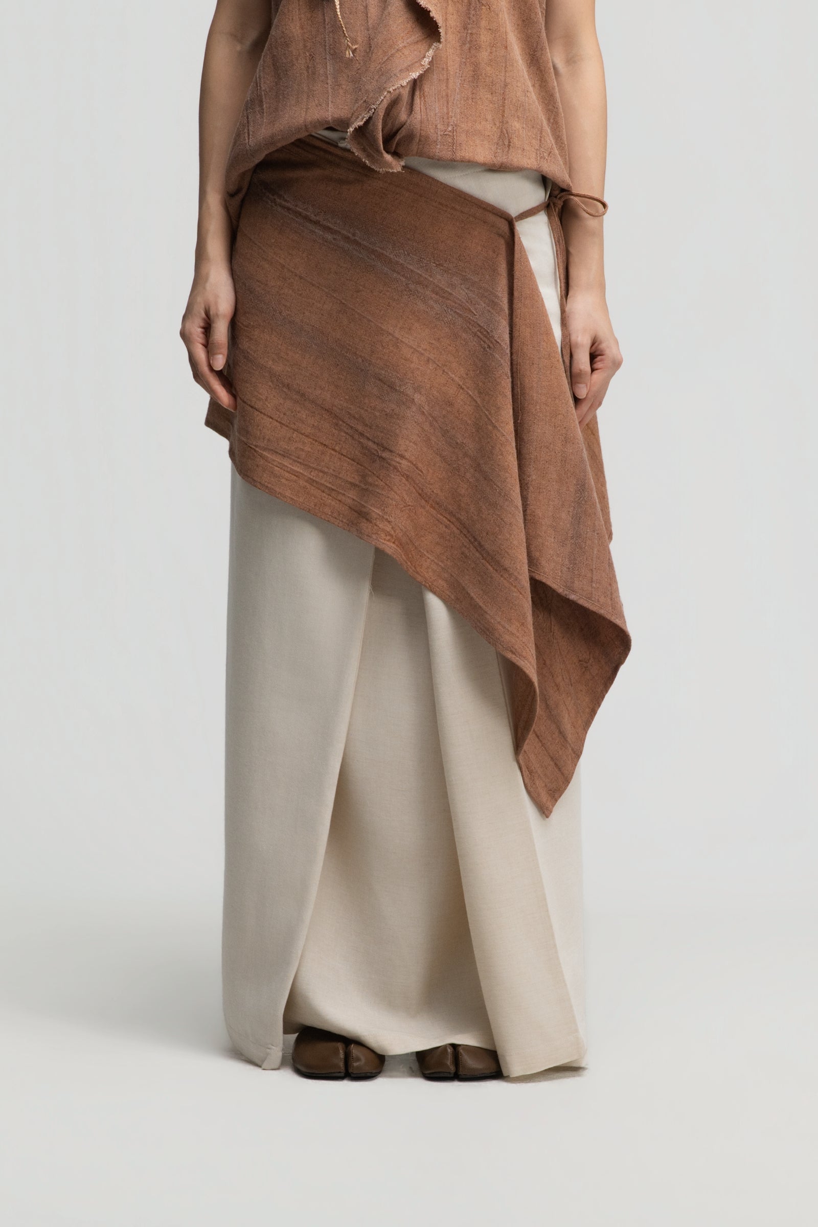 Short Pareo Drape (Tie Dye Rust)