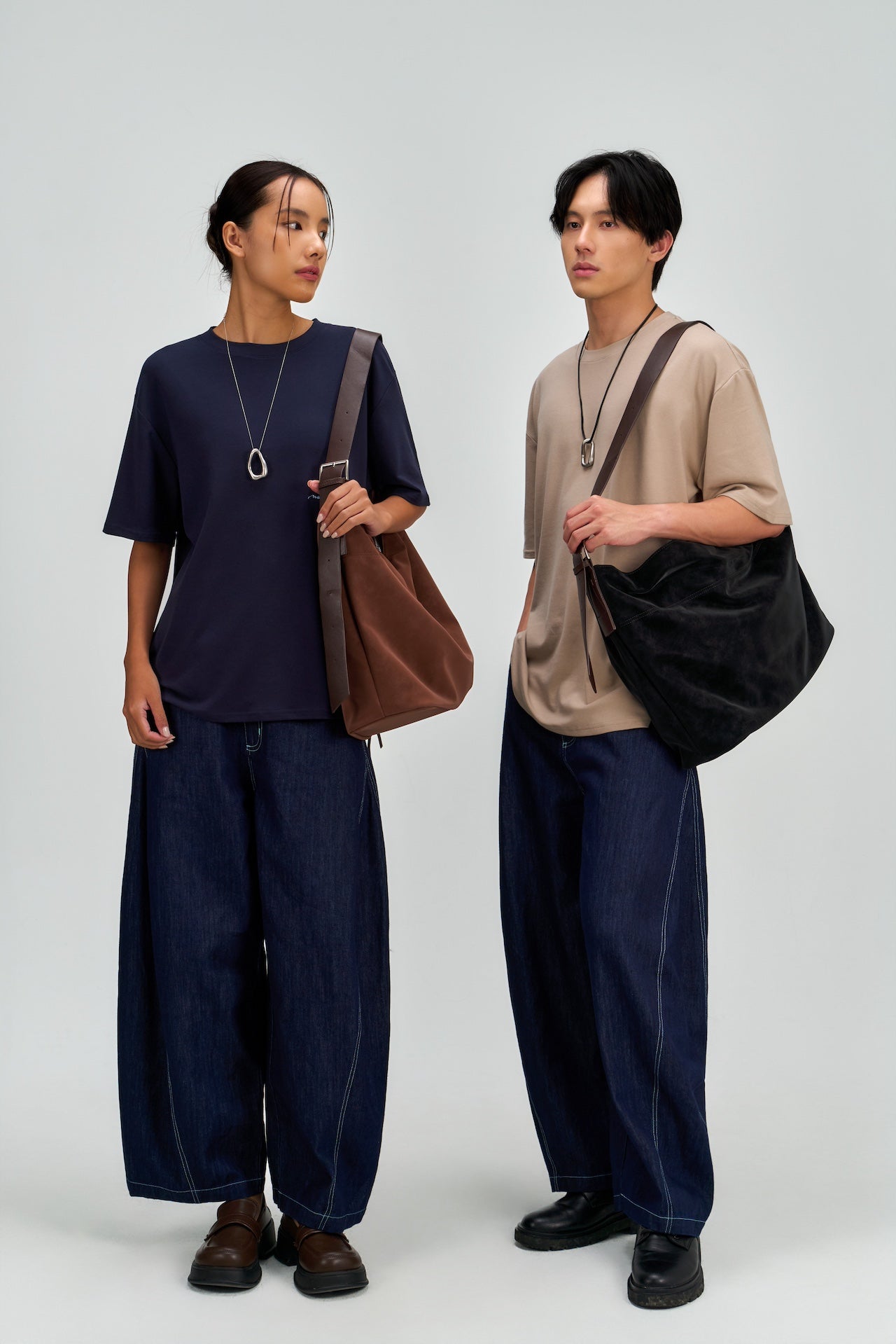 Gender Neutral Drift Knit Straight Long Tee (Navy)