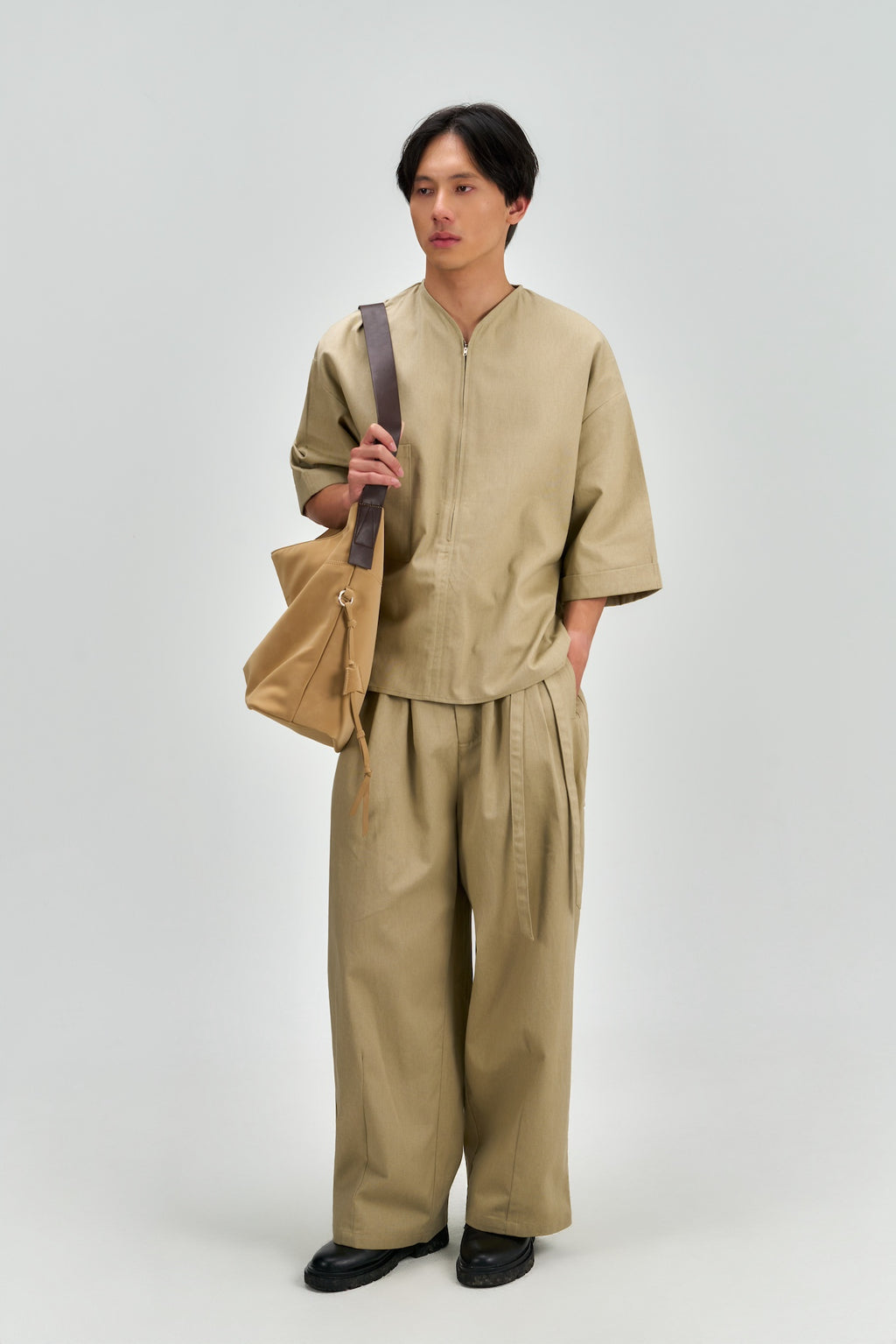 Gender Neutral Collarless Half-Zipper Shirt (Beige)