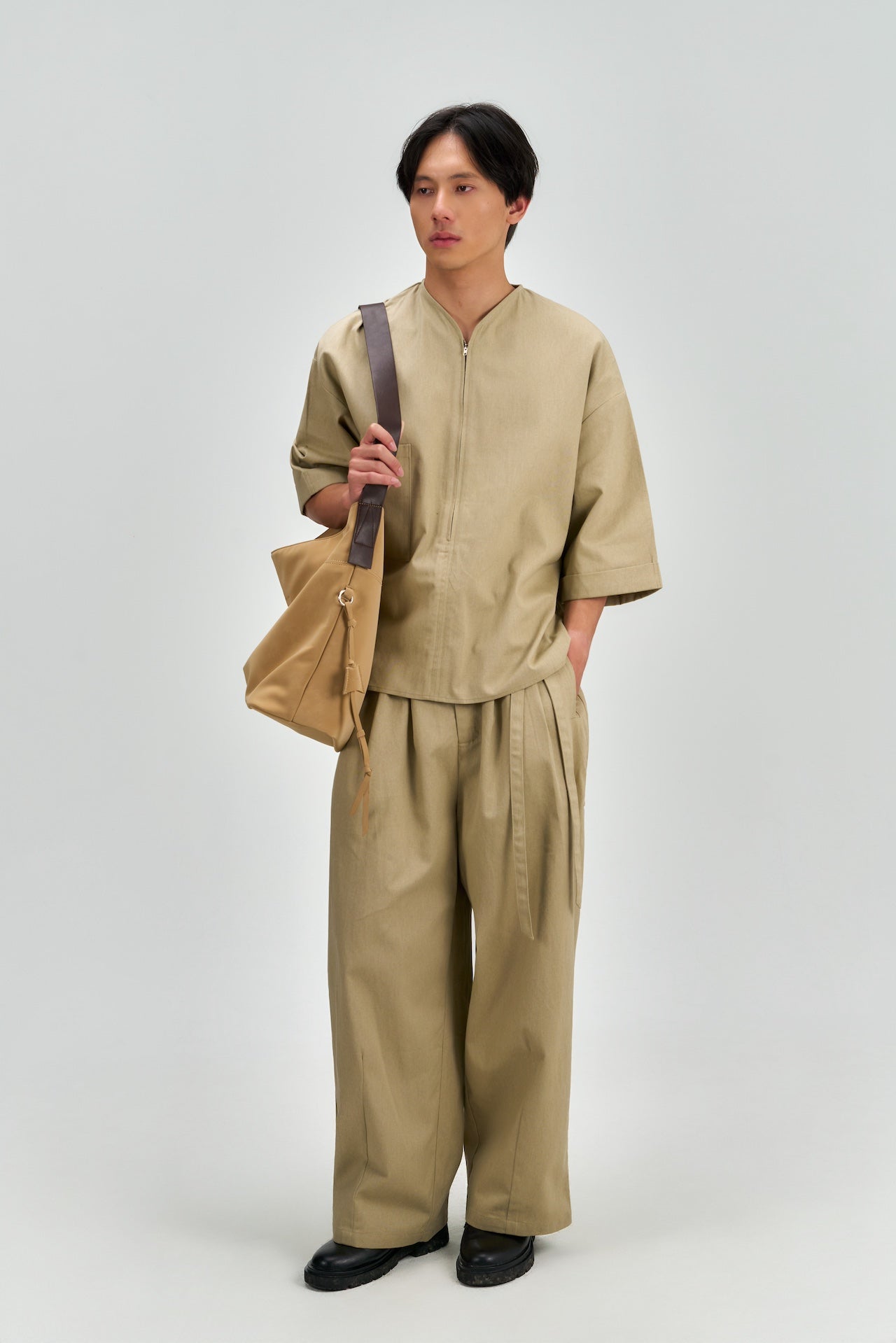 Gender Neutral Collarless Half-Zipper Shirt (Beige)