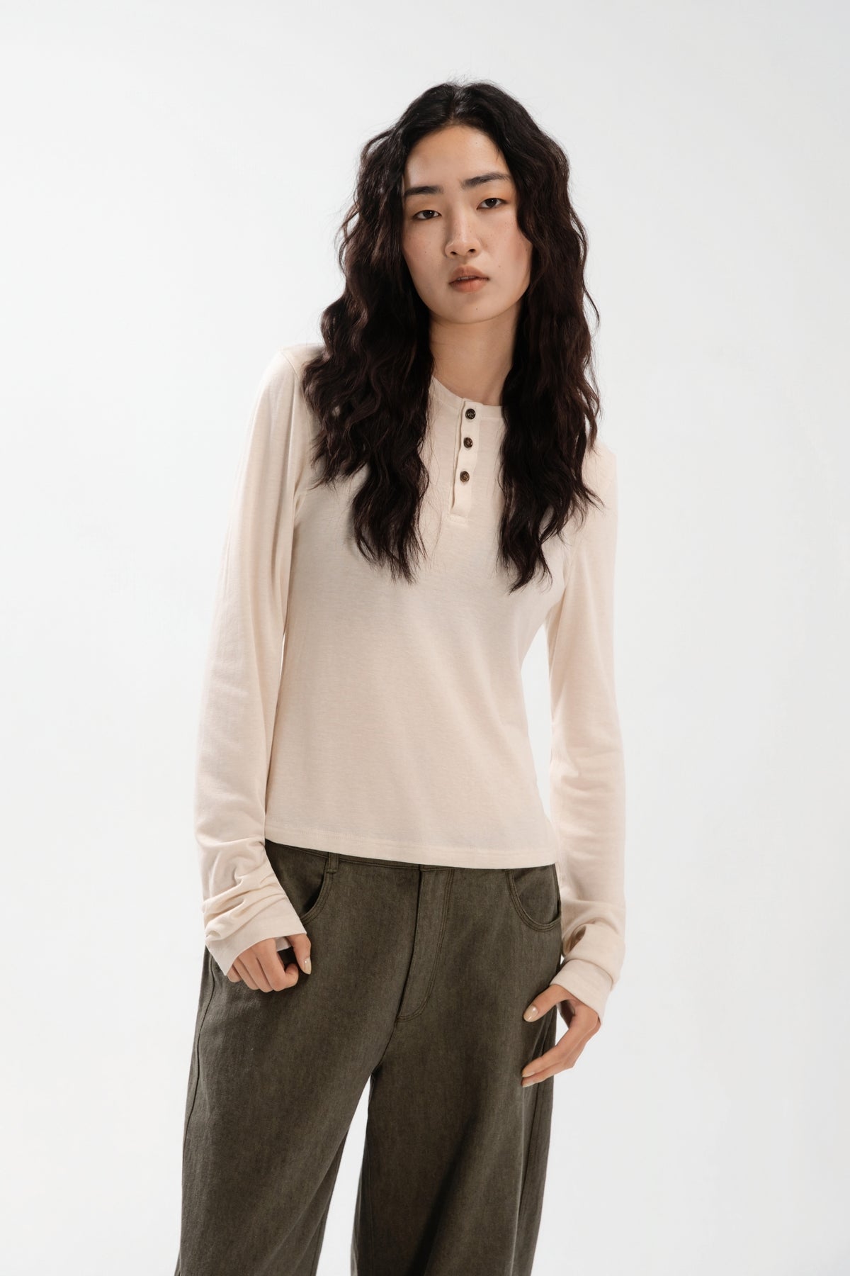 Lazy Thin Knit Long Sleeve Button Top (Beige)
