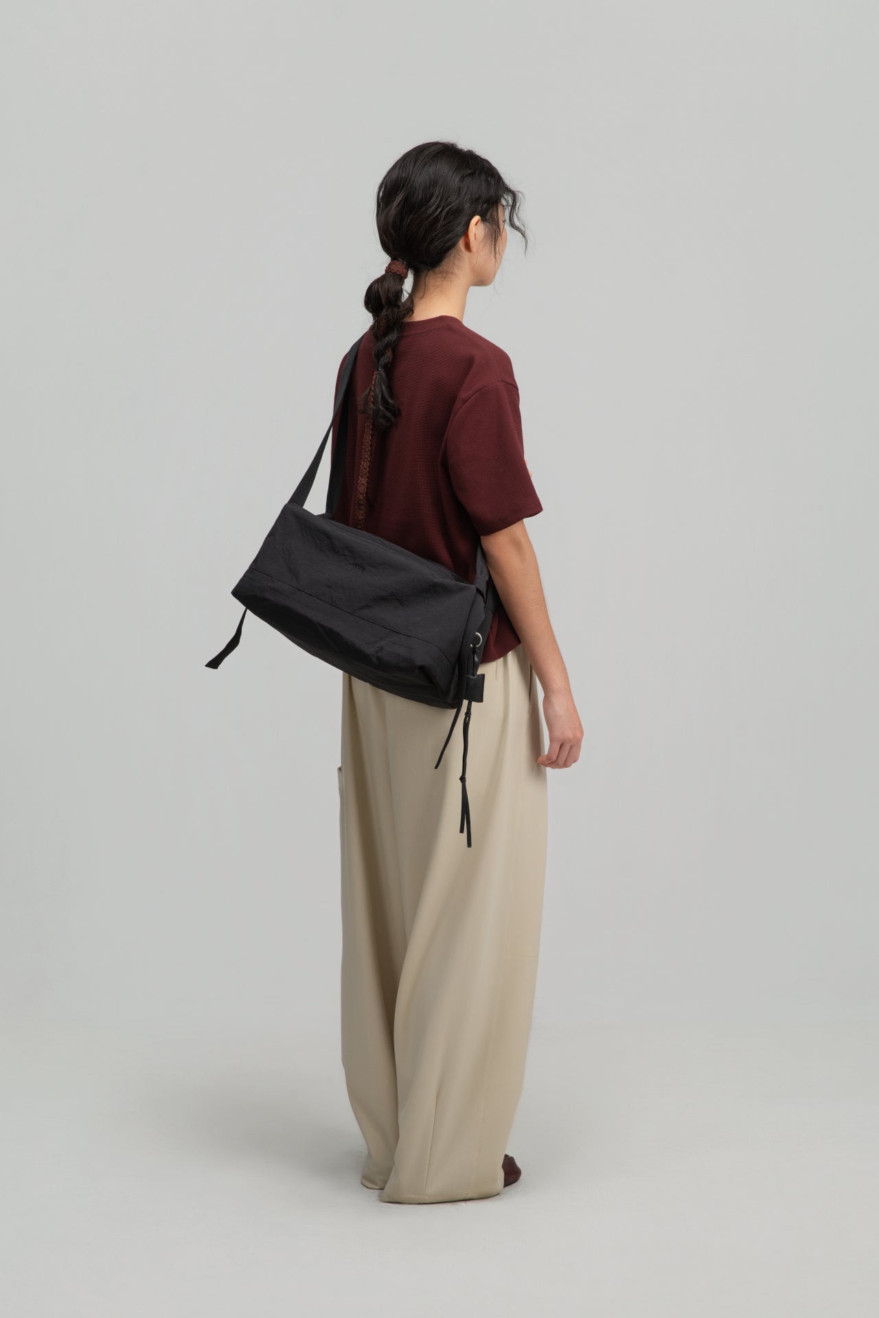 Medium Loaf Nylon Bag (Dark Grey)