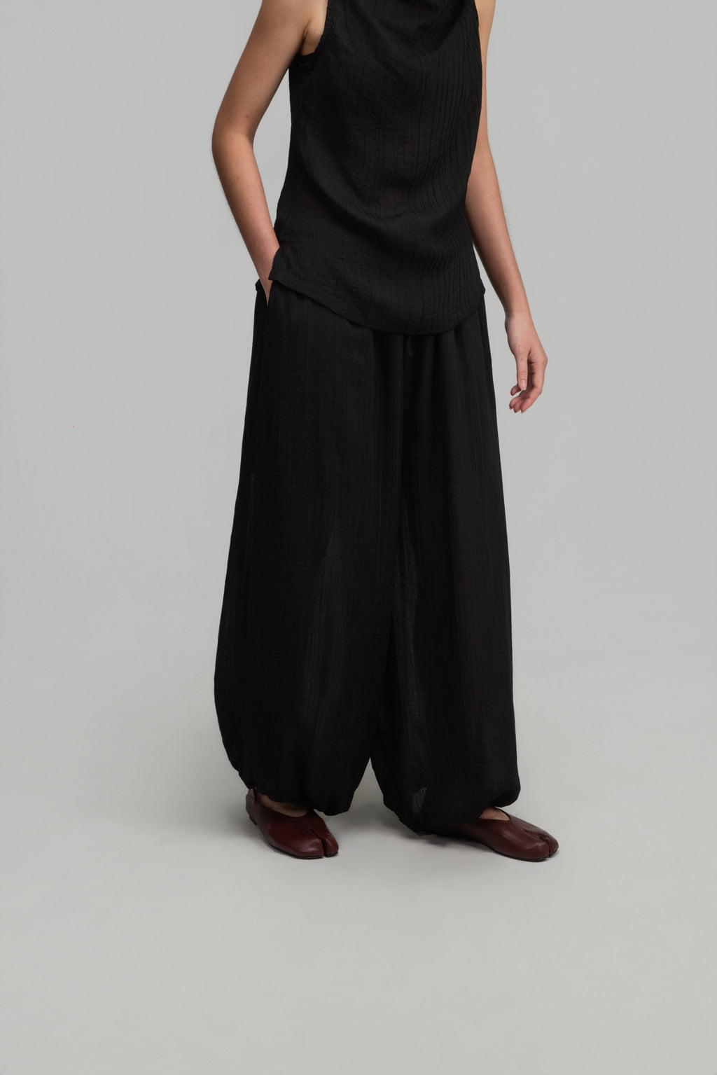 WES x Snuglier Tsuri Tabi (Maroon)