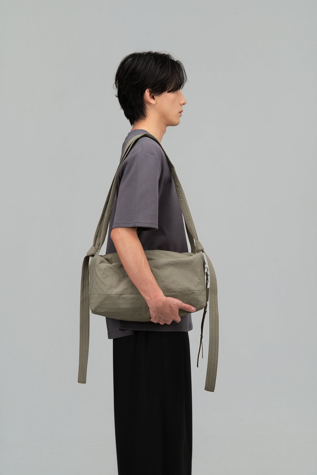 Medium Loaf Nylon Bag (Light Grey)