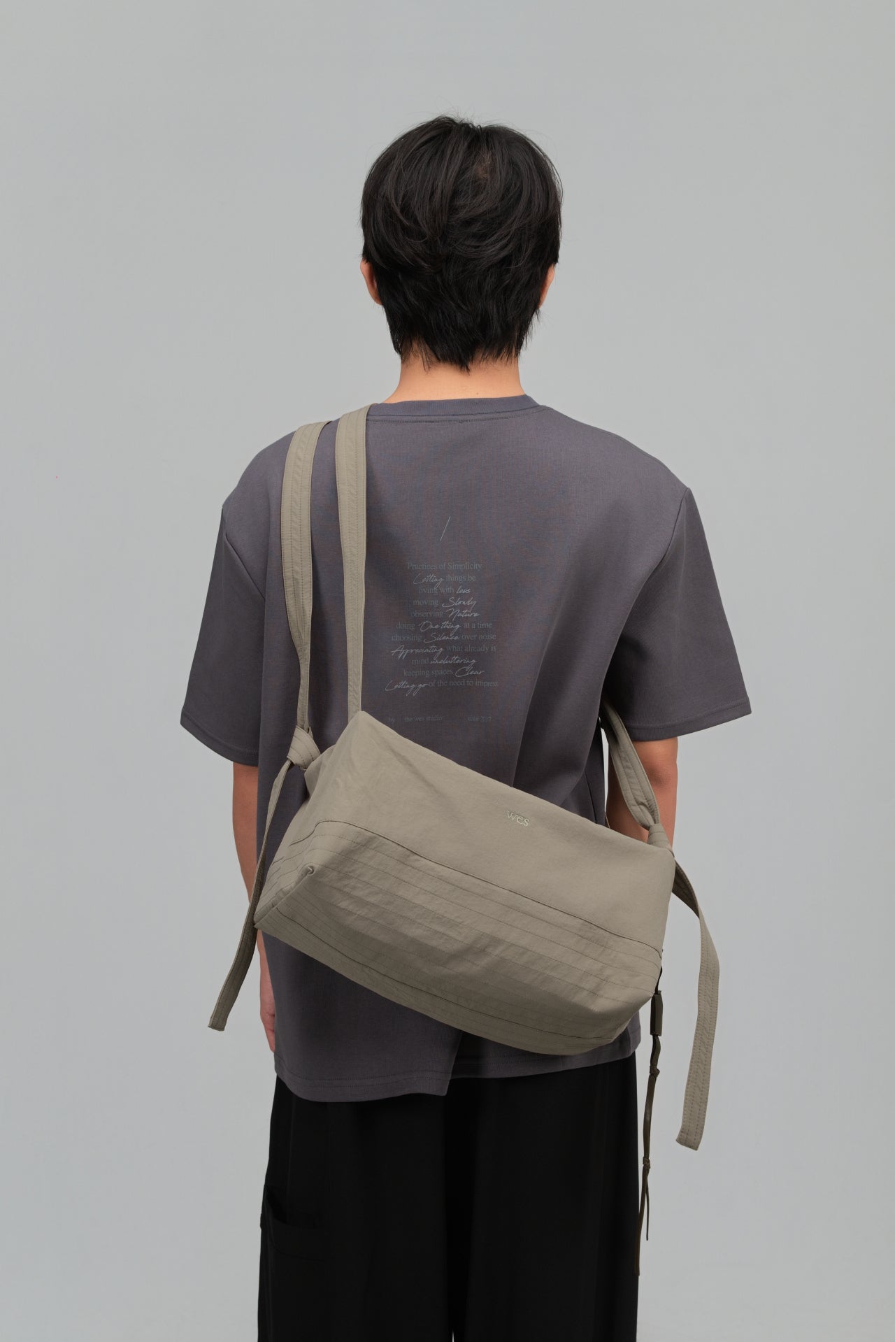 Medium Loaf Nylon Bag (Light Grey)