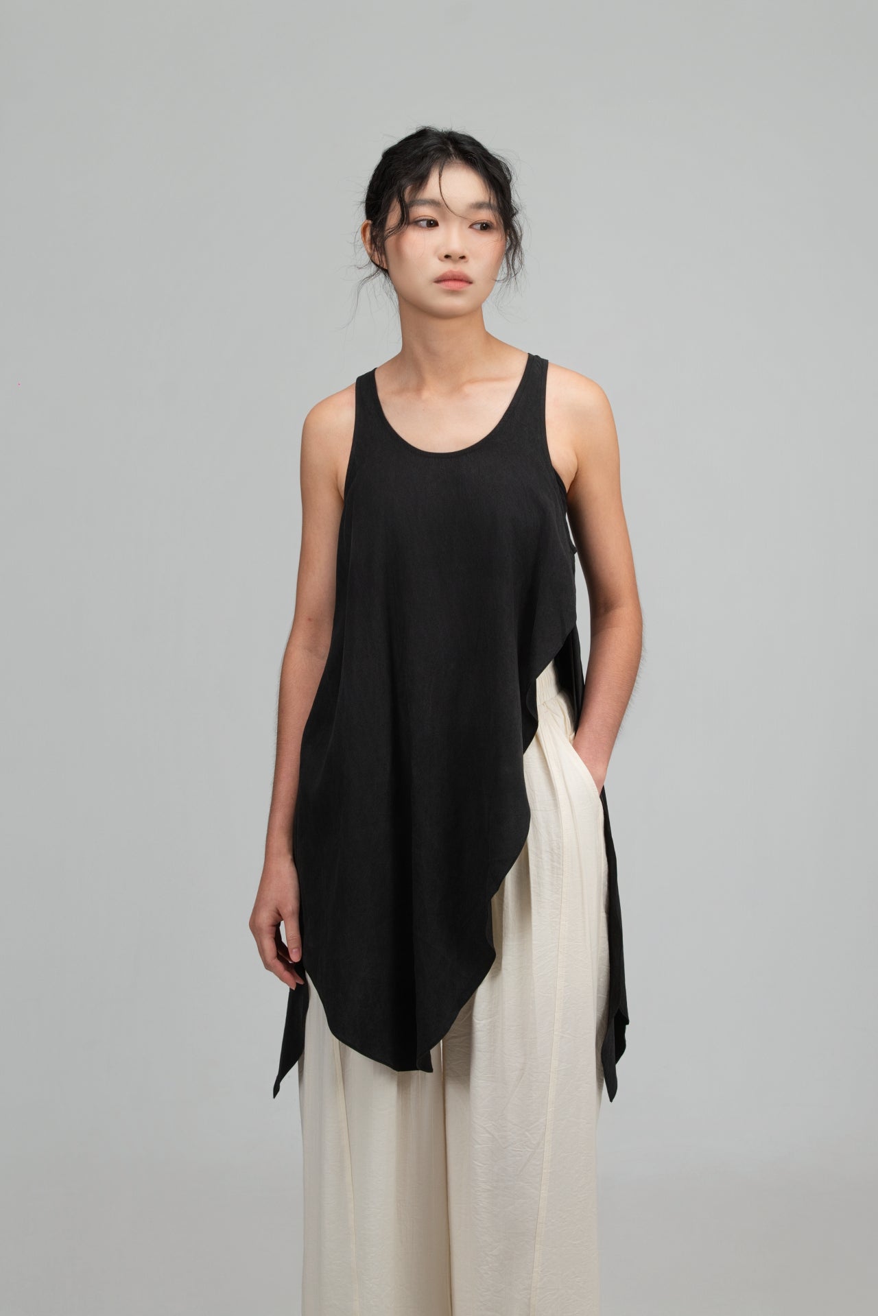 Asymmetrical Layering Long Tank Top (Black) – The WES Studio