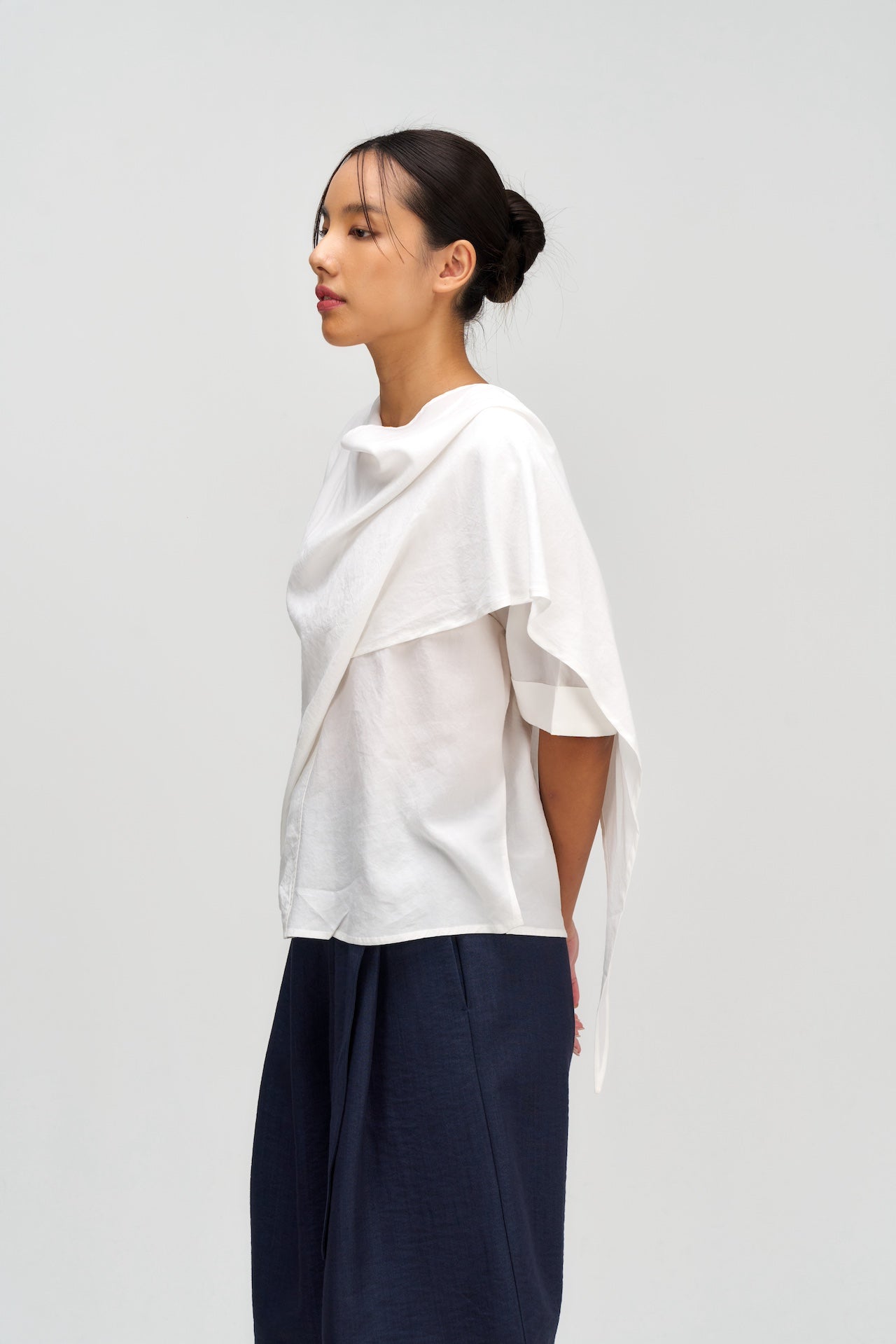 Neck-Scarf Half Sleeve Blouse (White)