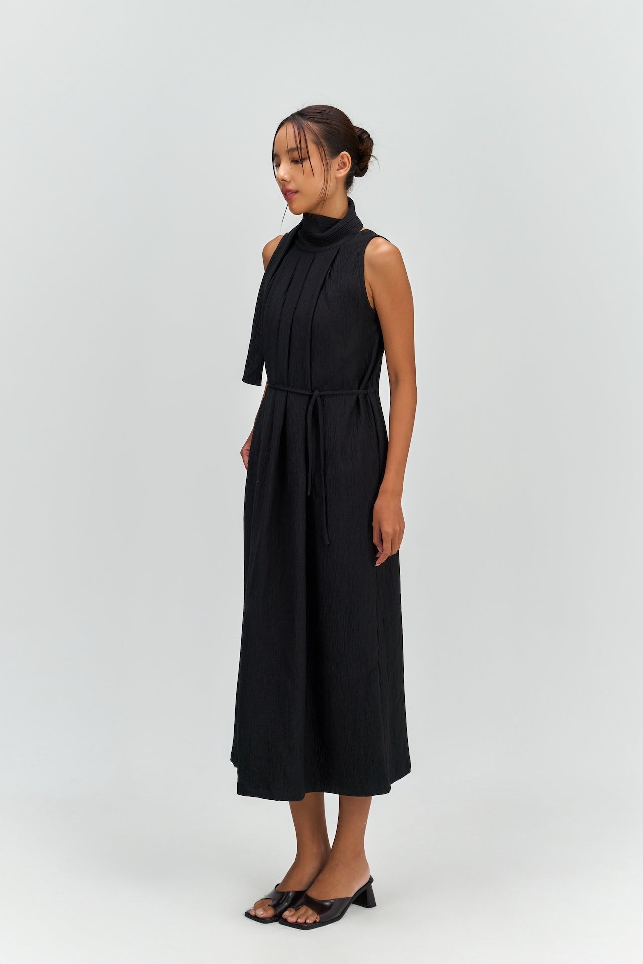 Pleated High Neck Scarf Dress (Black)