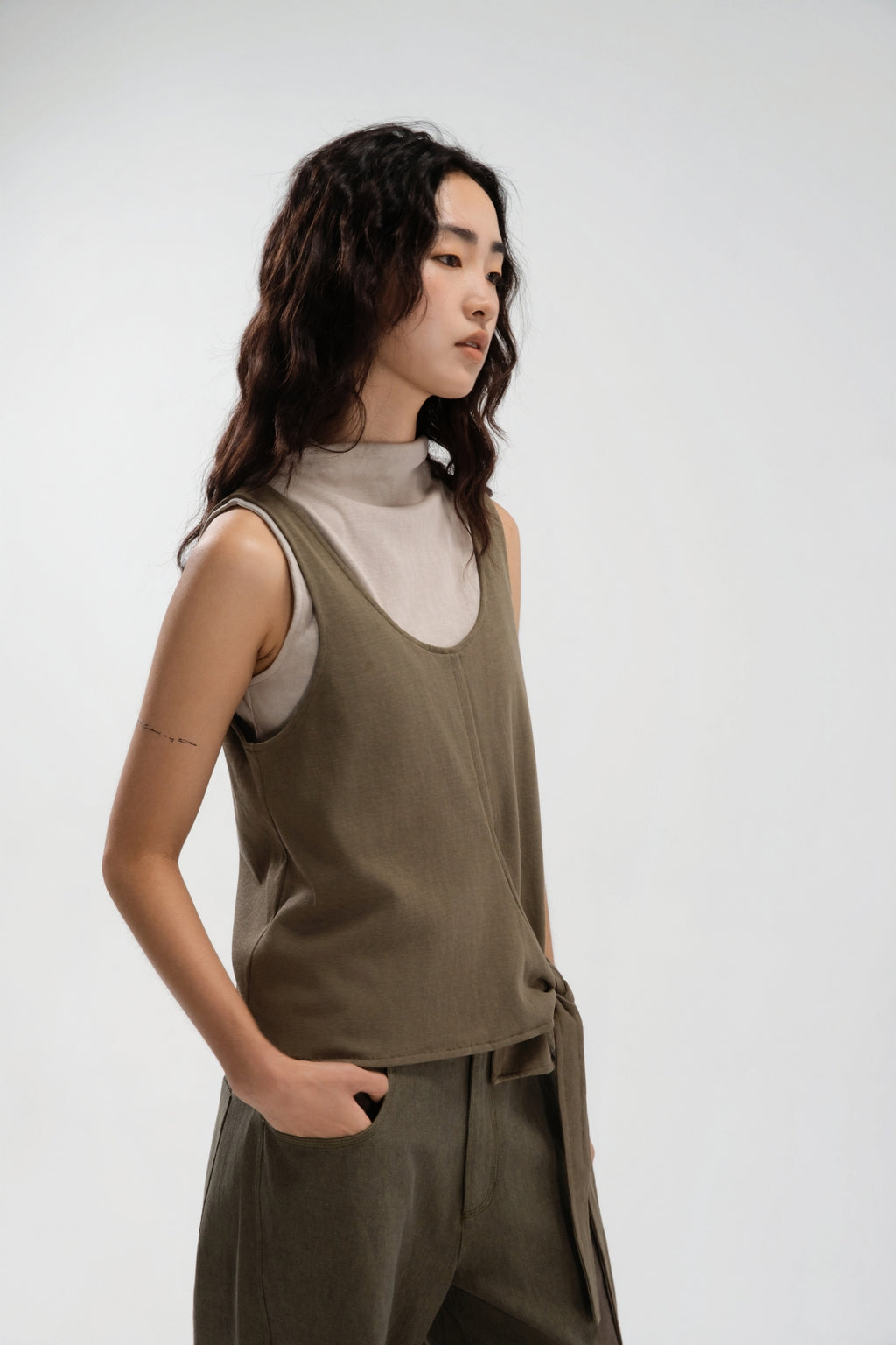 Slouchy Knit Slit-Wrap Tank Top (Tea)