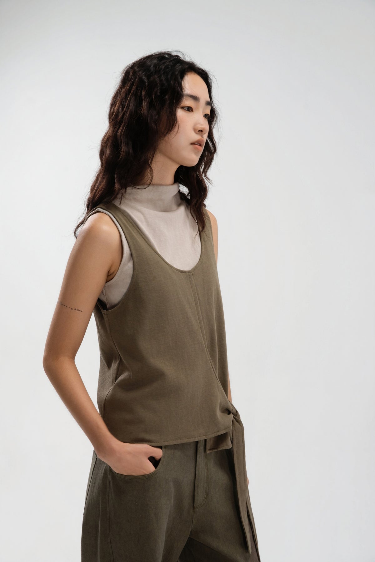 Slouchy Knit Slit-Wrap Tank Top (Tea)