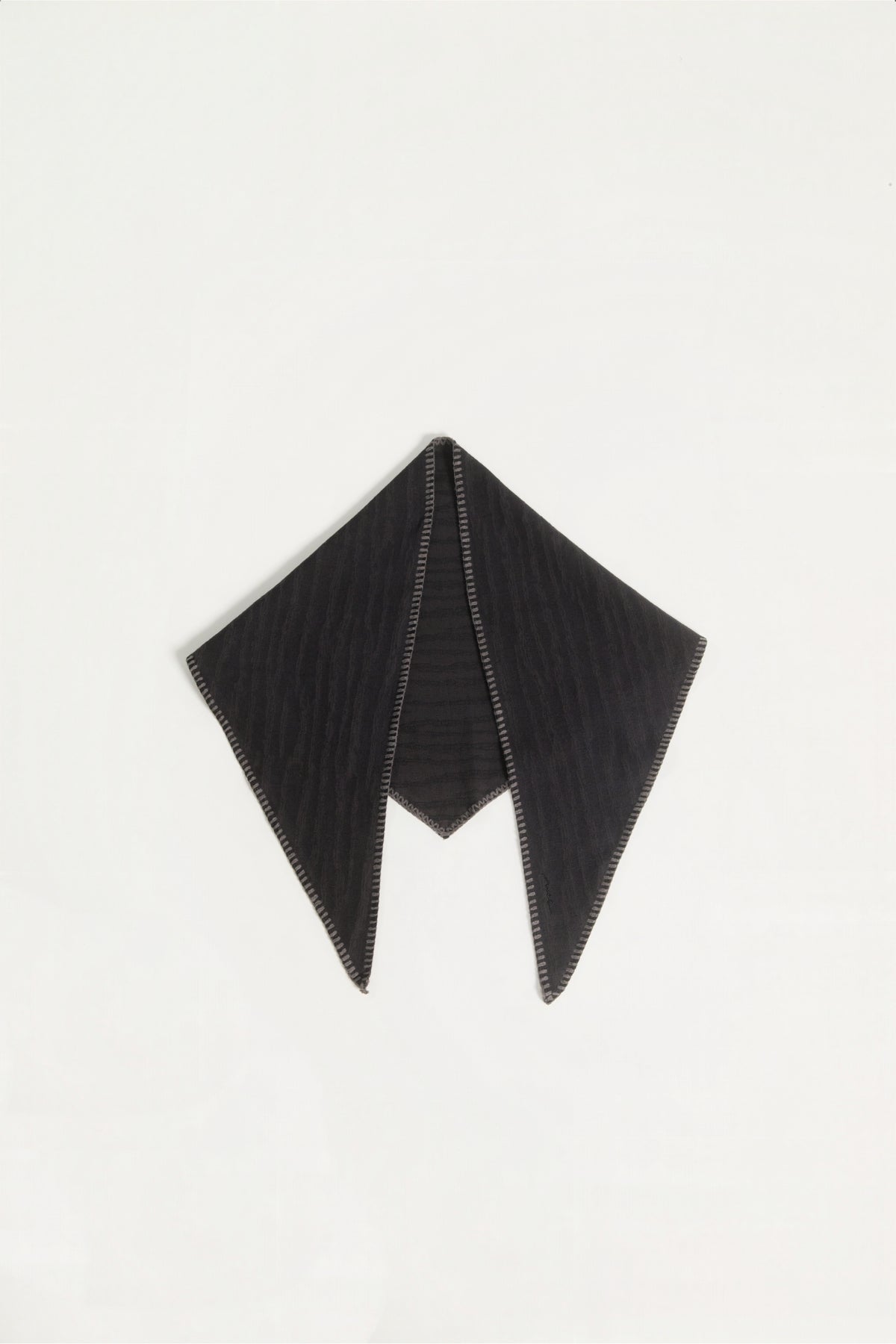 Small Tri Scarf (Aged Black)