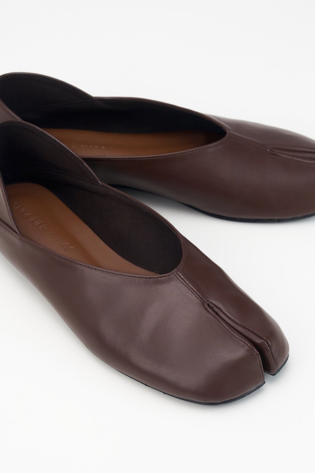 Snuglier x WES | Tsuri Tabi (Classic Leather - Brunette)